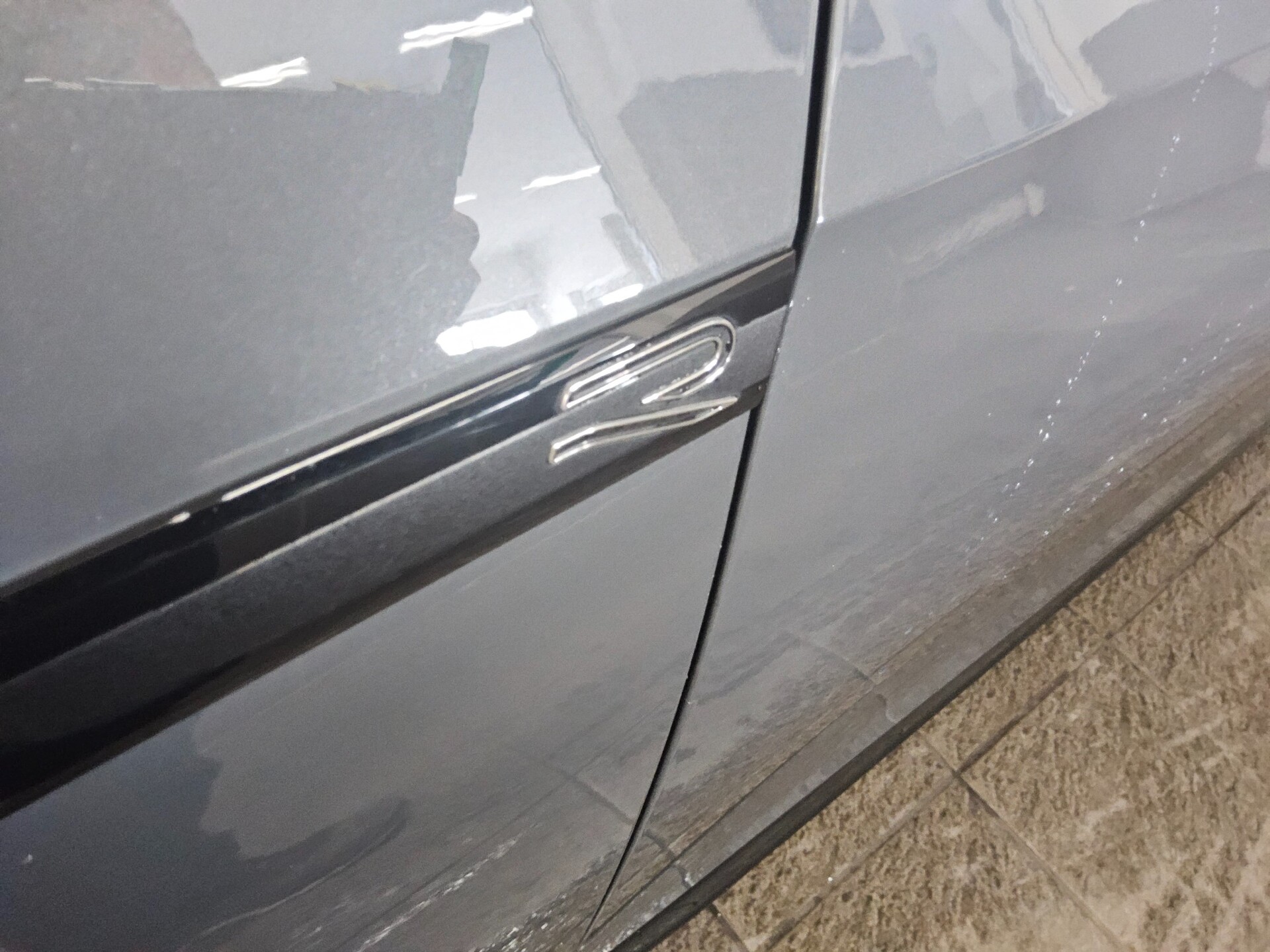 Volkswagen Golf-8 Var. 2.0 TDI R-Line Navi LED DC ACC RfK 12