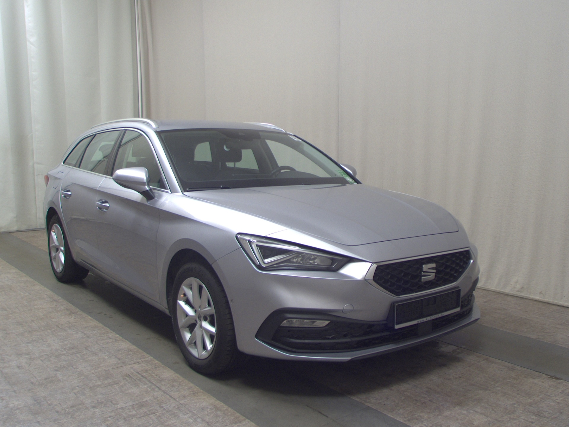 Seat Leon Sportstourer 2.0 TDI Style Navi LED AHK RfK 3