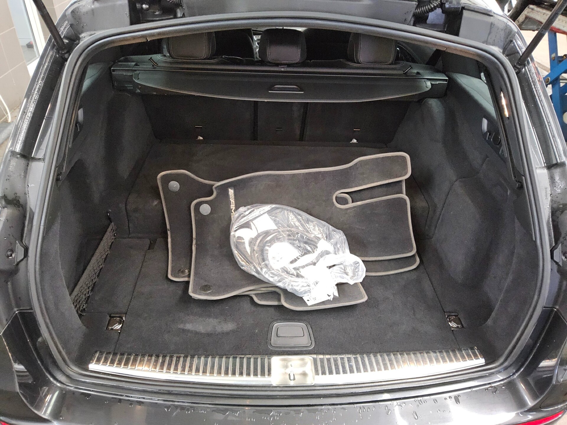 Mercedes-Benz E 300 T de AMG-Line Navi LED Widescreen AHK RFK 12