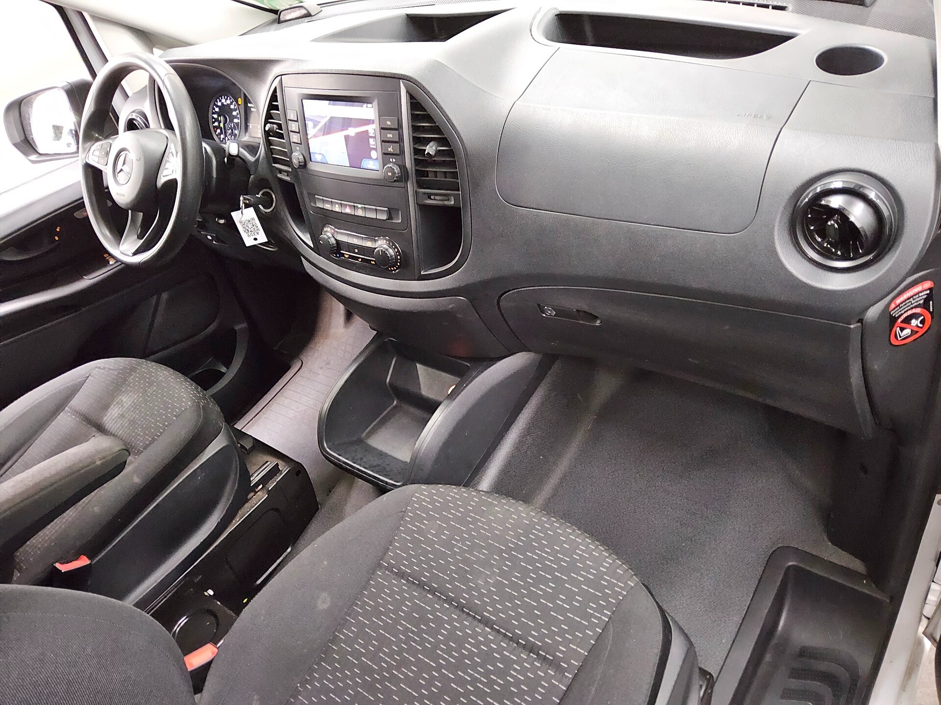 Mercedes-Benz Vito-114 CDI Navi Klima PDC Shz DAB Tempomat 5