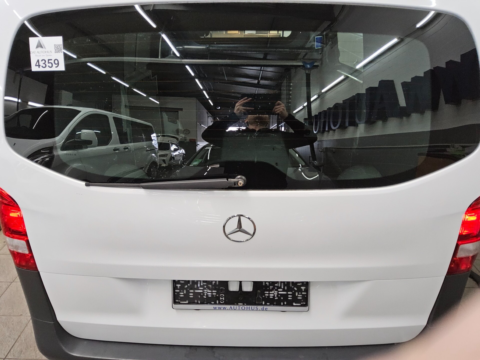 Mercedes-Benz Vito-114 CDI Navi Klima PDC Shz DAB Tempomat 10