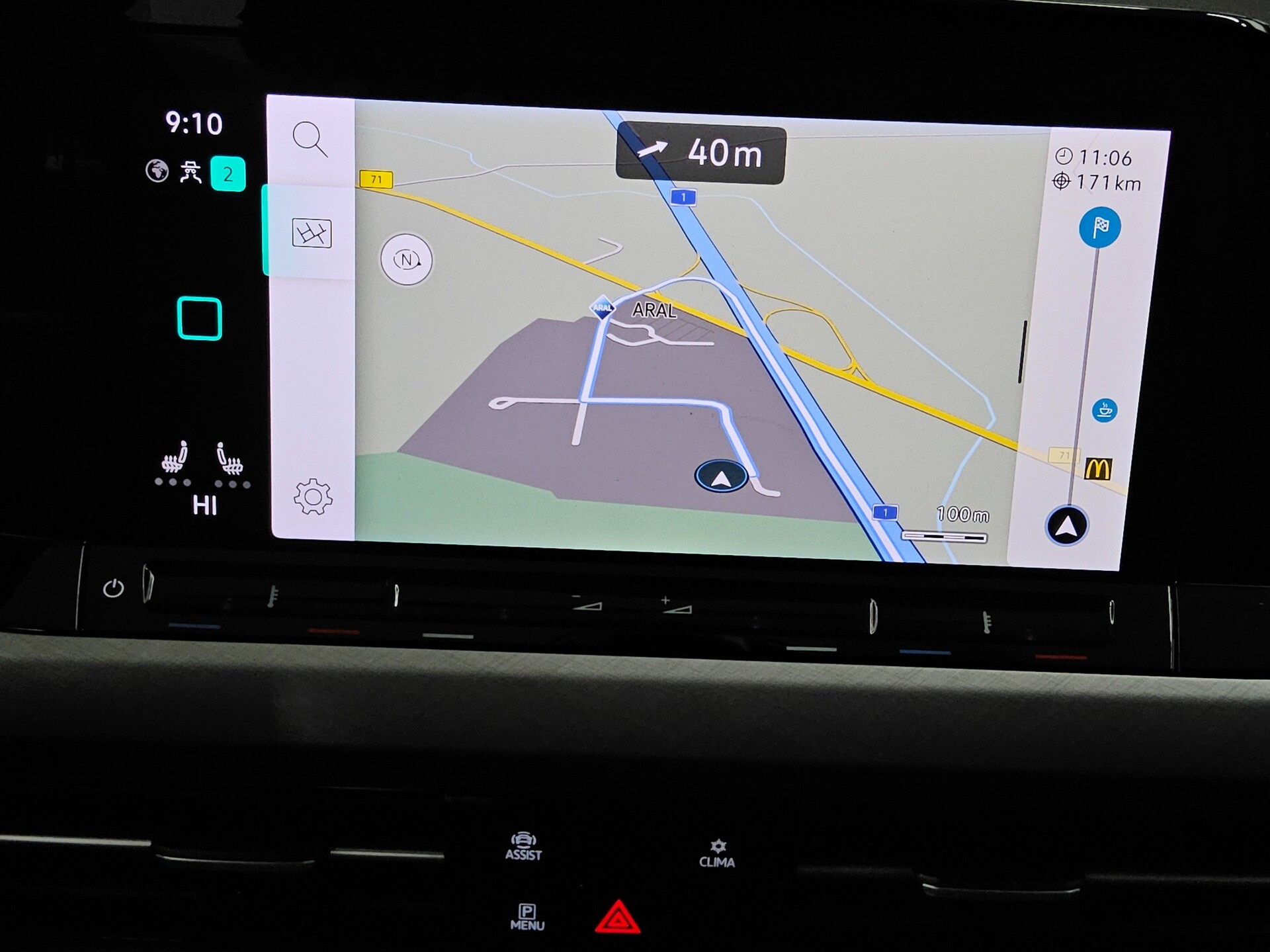 Volkswagen Golf-8 Var. 2.0 TDI Life Navi LED DC AHK PDC 7