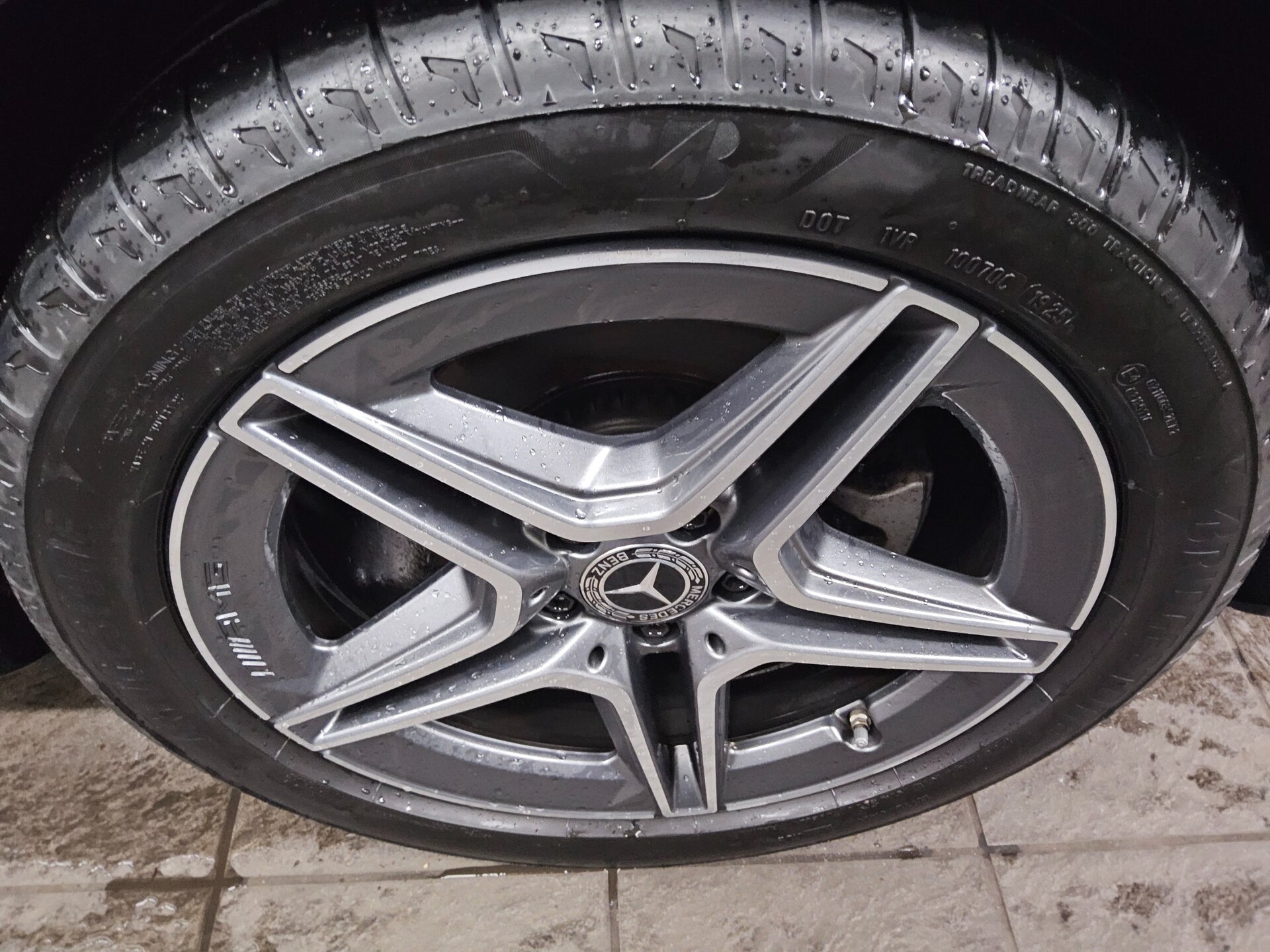 Mercedes-Benz E 300 T d 4M AMG-Line Navi LED Widescreen HuD 11