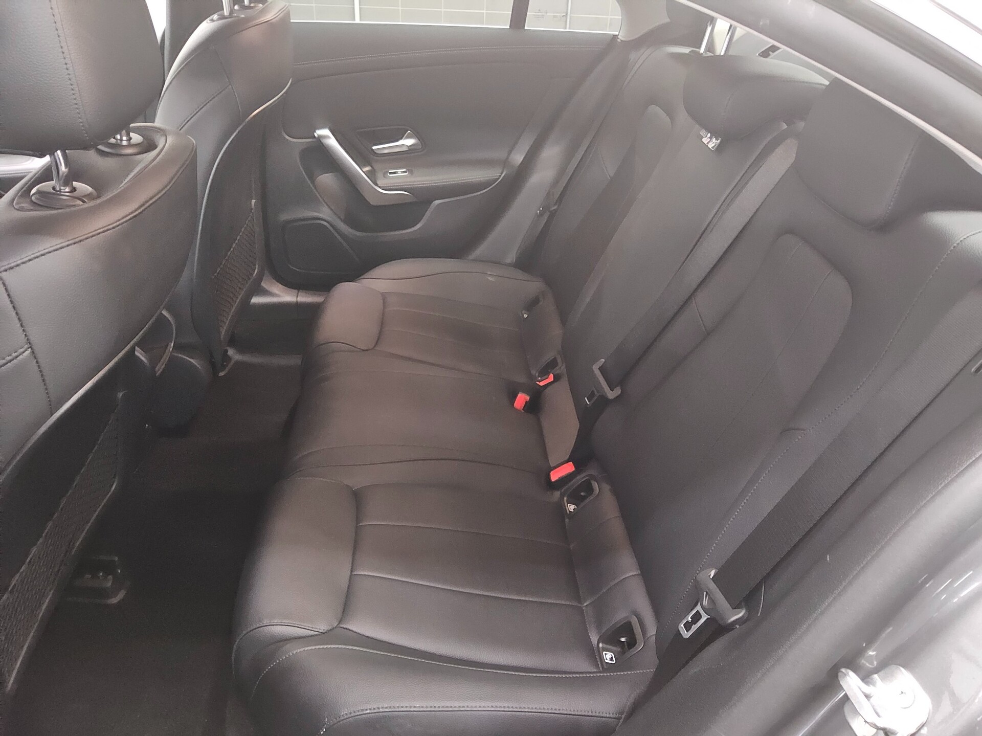 Mercedes-Benz CLA 250 e Progressive Leder Navi LED RFK 13