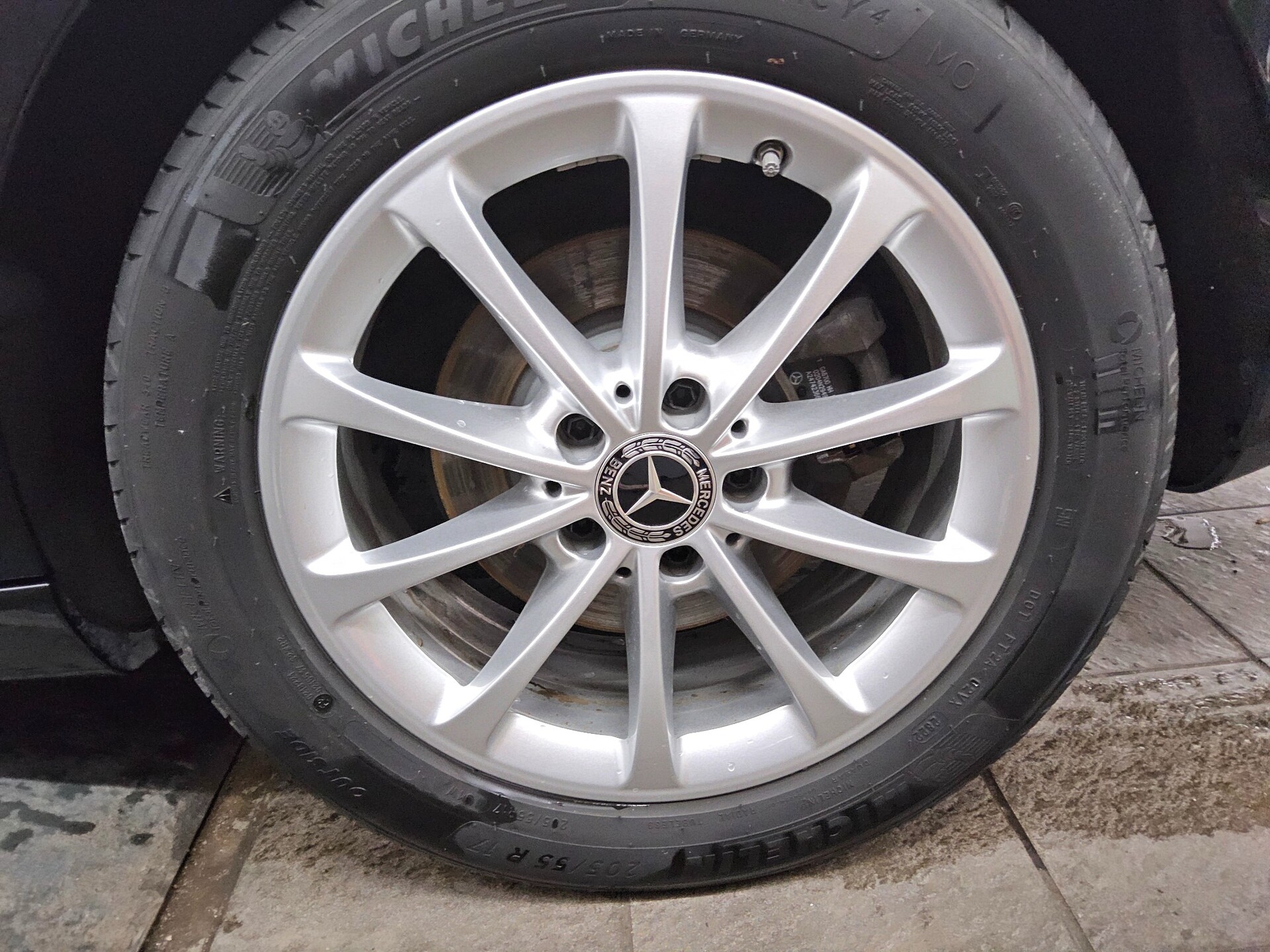 Mercedes-Benz CLA 200 SB d Progressive T-Leder Navi LED RfK 11