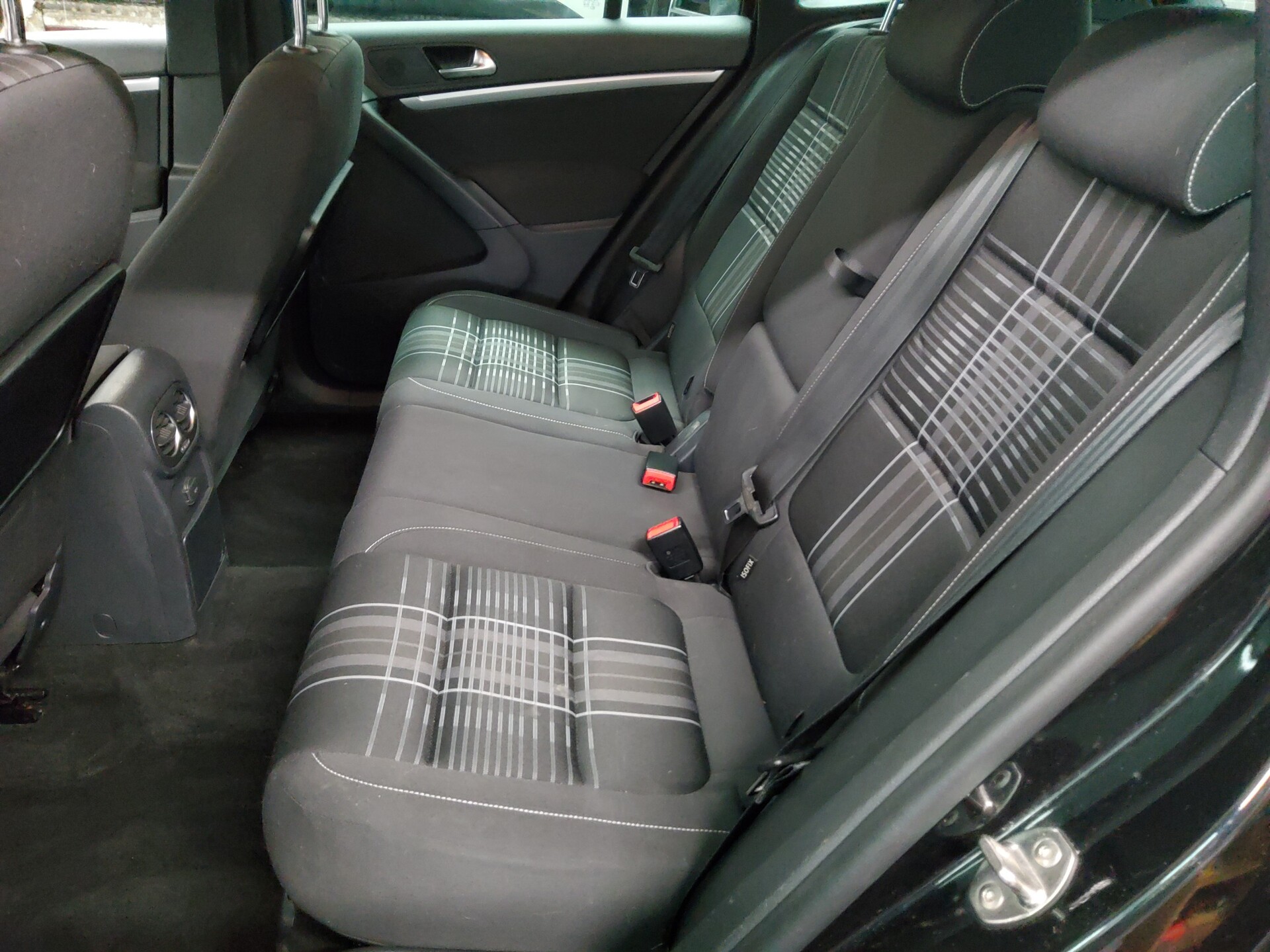 Volkswagen Tiguan 1.4 TSI Lounge Navi RFK Shz 13