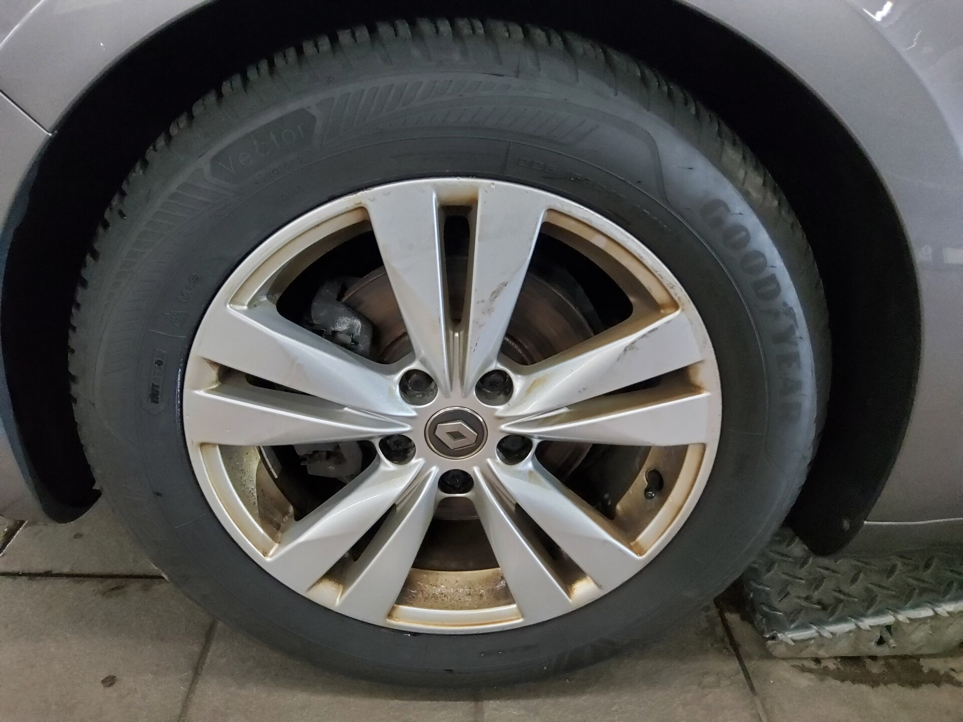 Renault Talisman Grandtour 1.6 dCi T-Leder Navi LED AHK 10