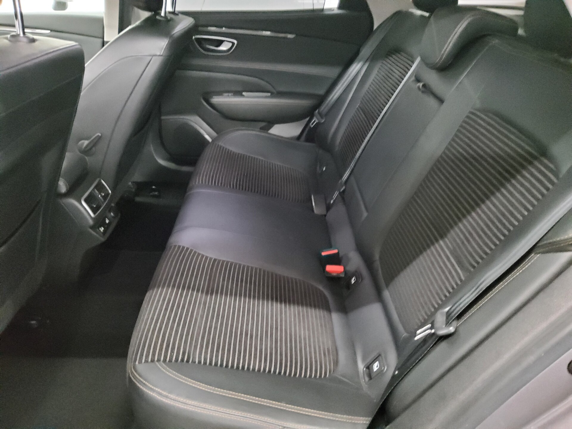 Renault Talisman Grandtour 1.6 dCi T-Leder Navi LED AHK 13