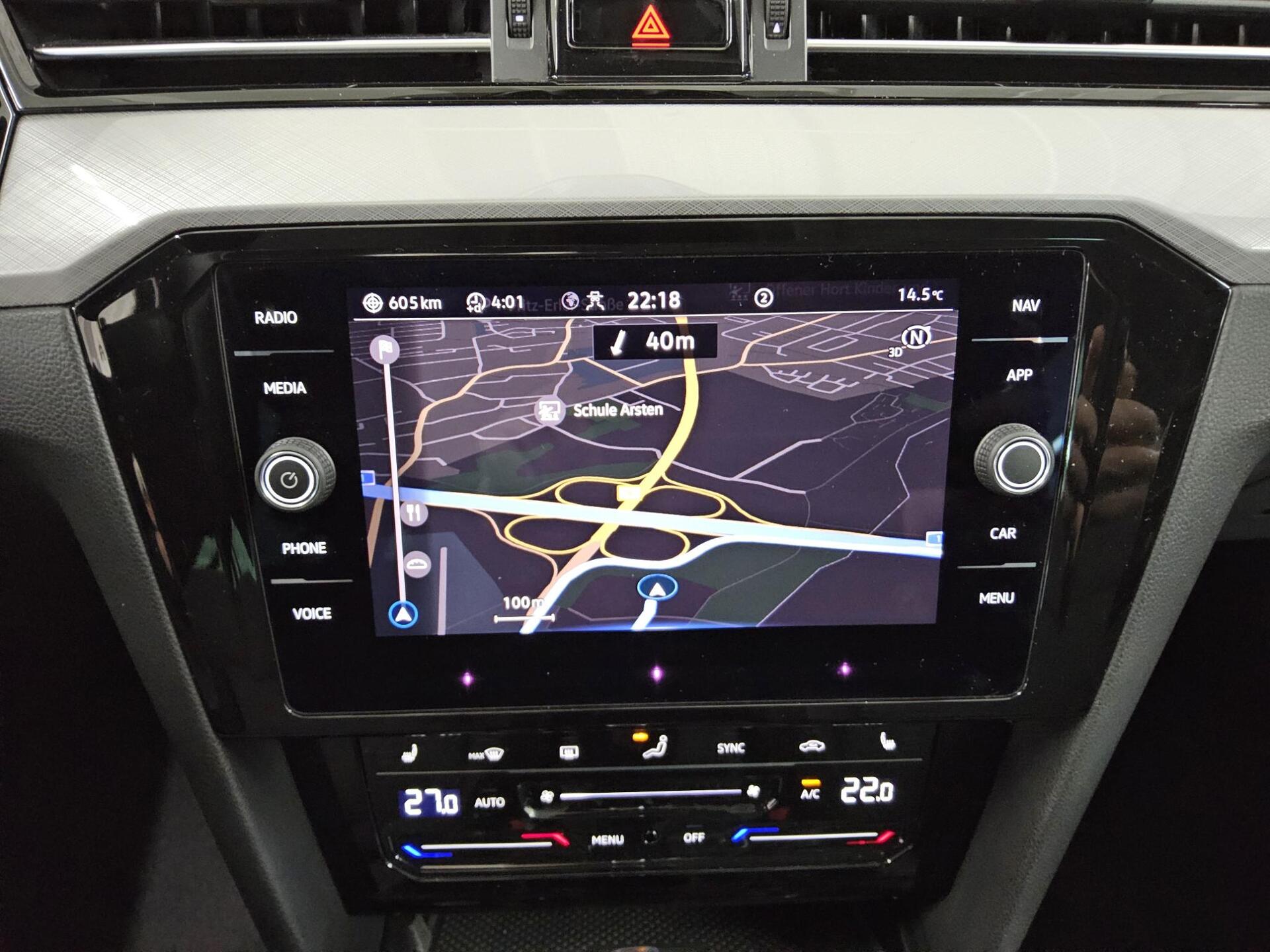 Volkswagen Passat Var. 2.0 TDI Business Navi AID Pano LED 7