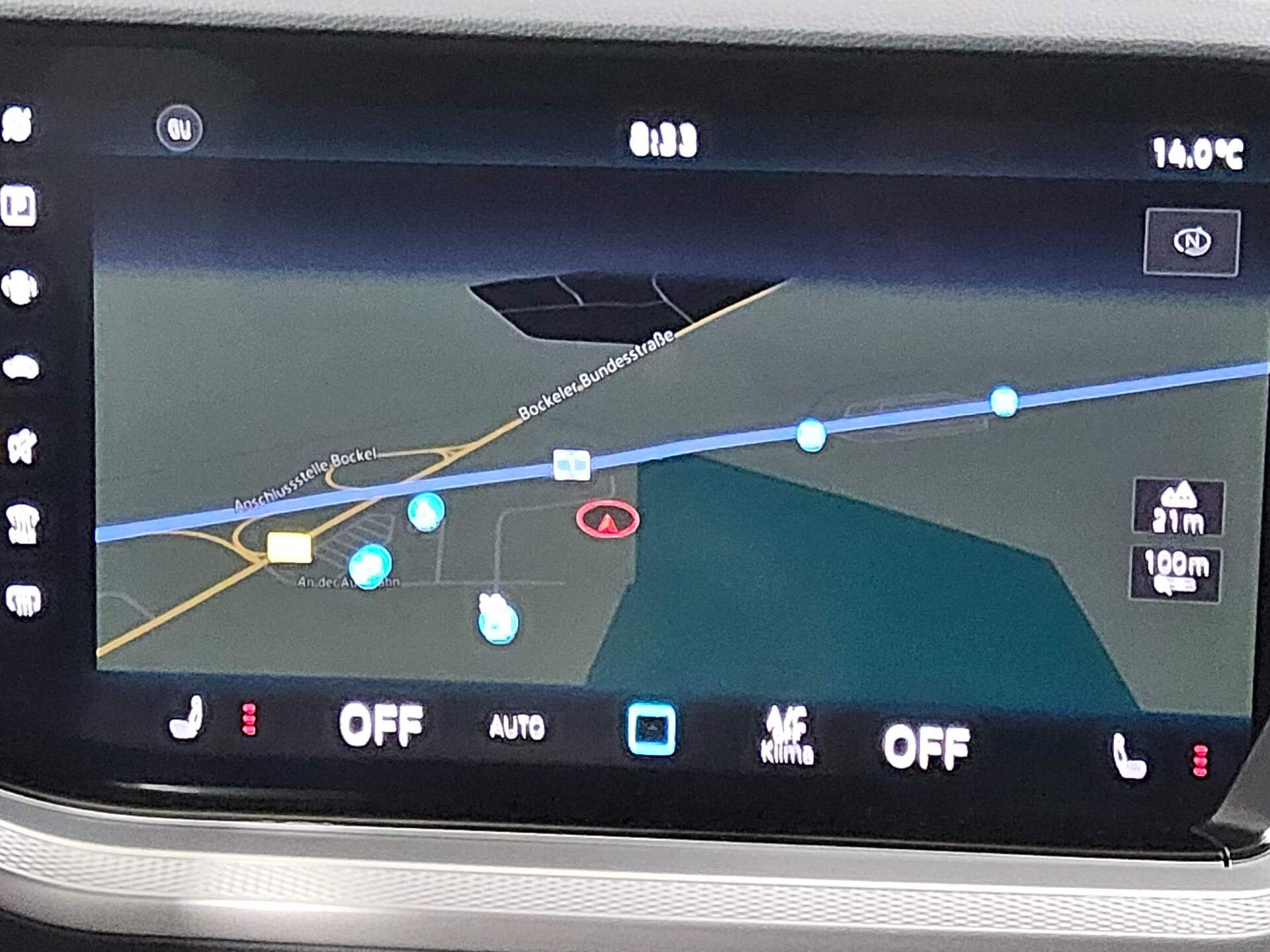 Volkswagen Touareg 3.0 TDI 4M Luft Leder Navi LED AID AHK 7