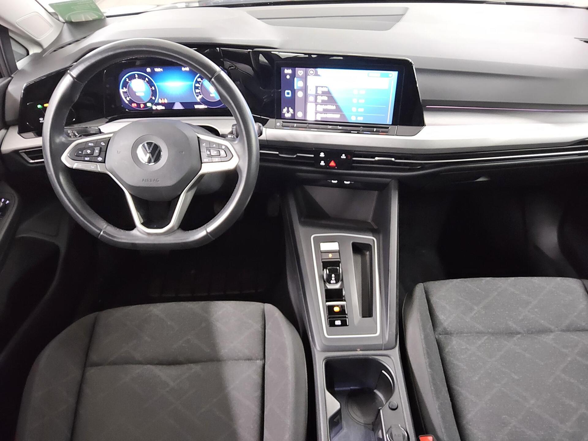 Volkswagen Golf-8 Var. 2.0 TDI Life Navi vorb. LED DC ACC 5