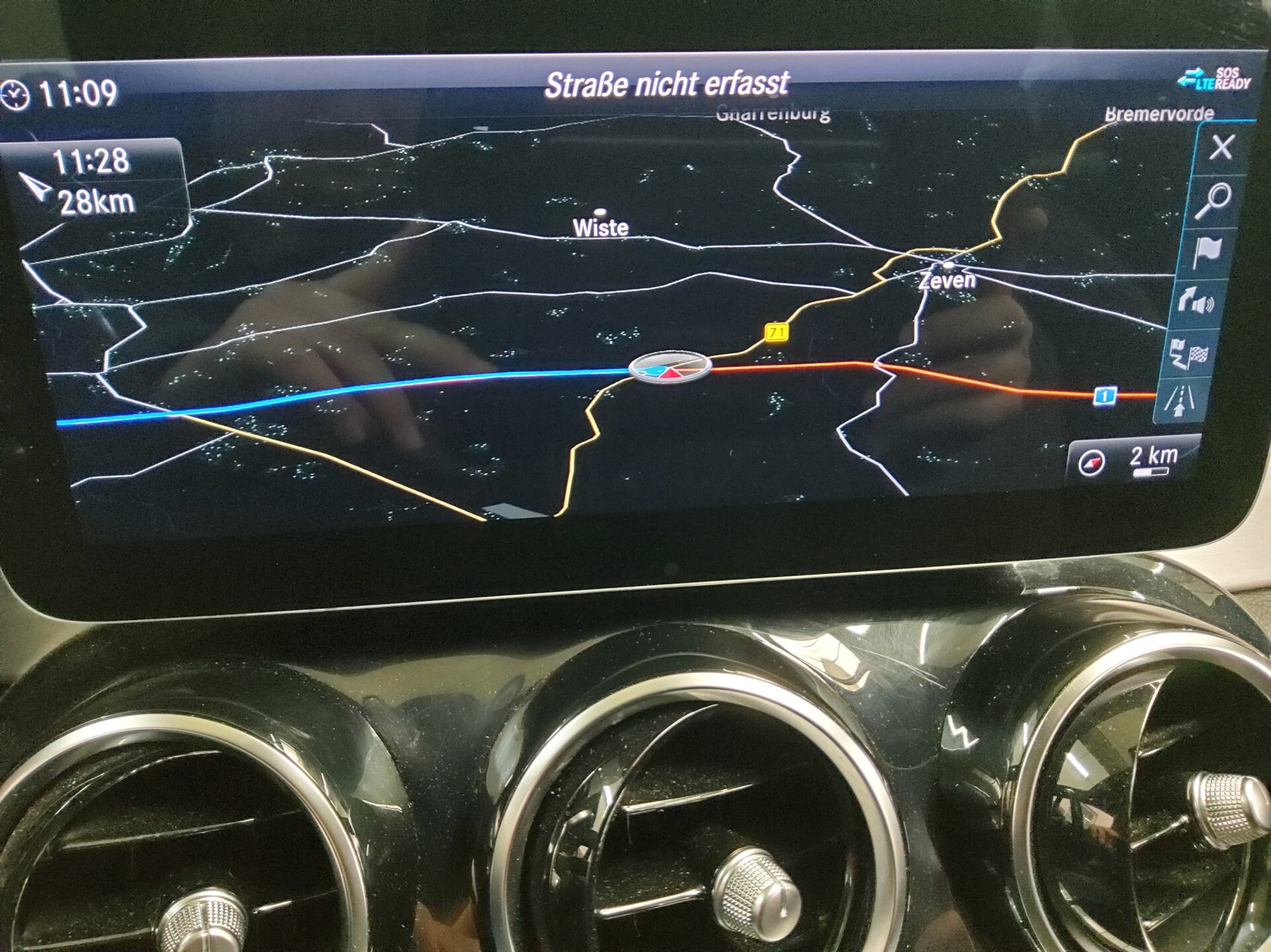 Mercedes-Benz C 220 T d Avantgarde Navi LED Shz PDC RfK 7