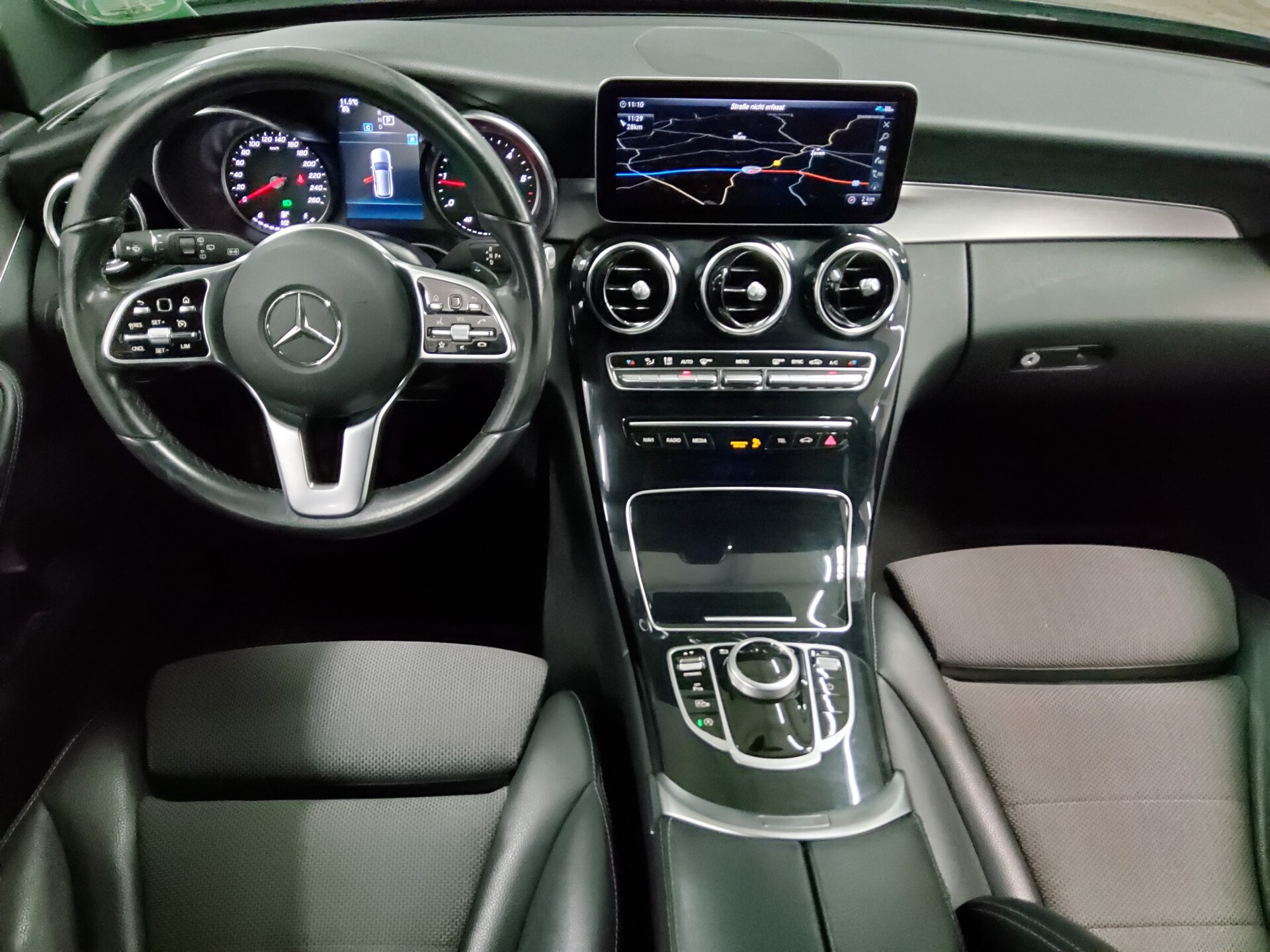 Mercedes-Benz C 220 T d Avantgarde Navi LED Shz PDC RfK 5