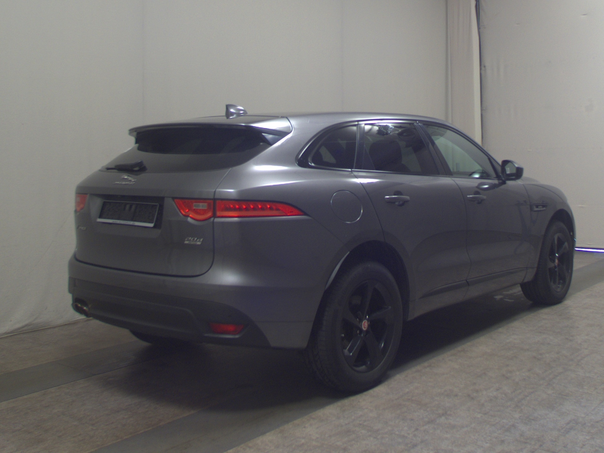 Jaguar F-Pace 20d AWD R-Sport Navi LED 4xShz Kamera 4