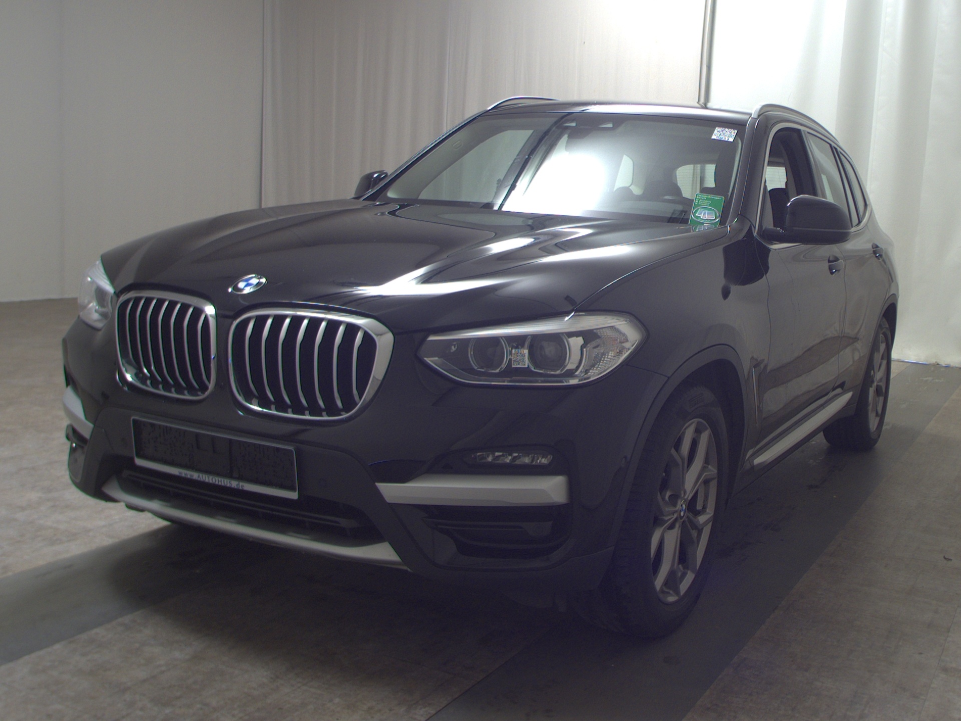 BMW X3 xDrive20d X-Line Leder Navi LED LC AHK 2