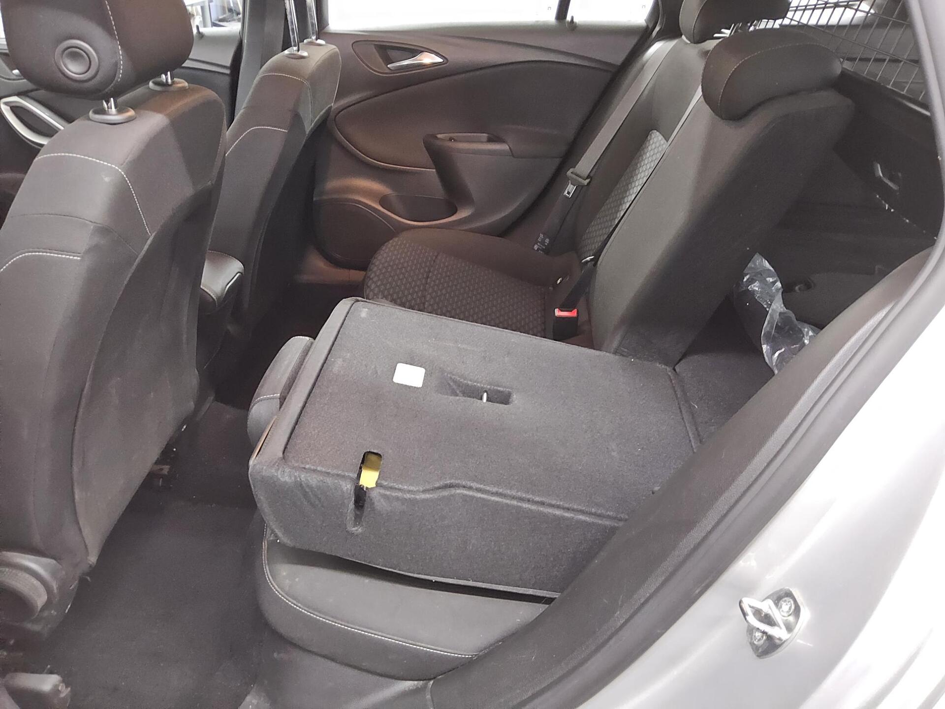 Opel Astra ST 1.5 D Edition Navi Tempomat PDC 12