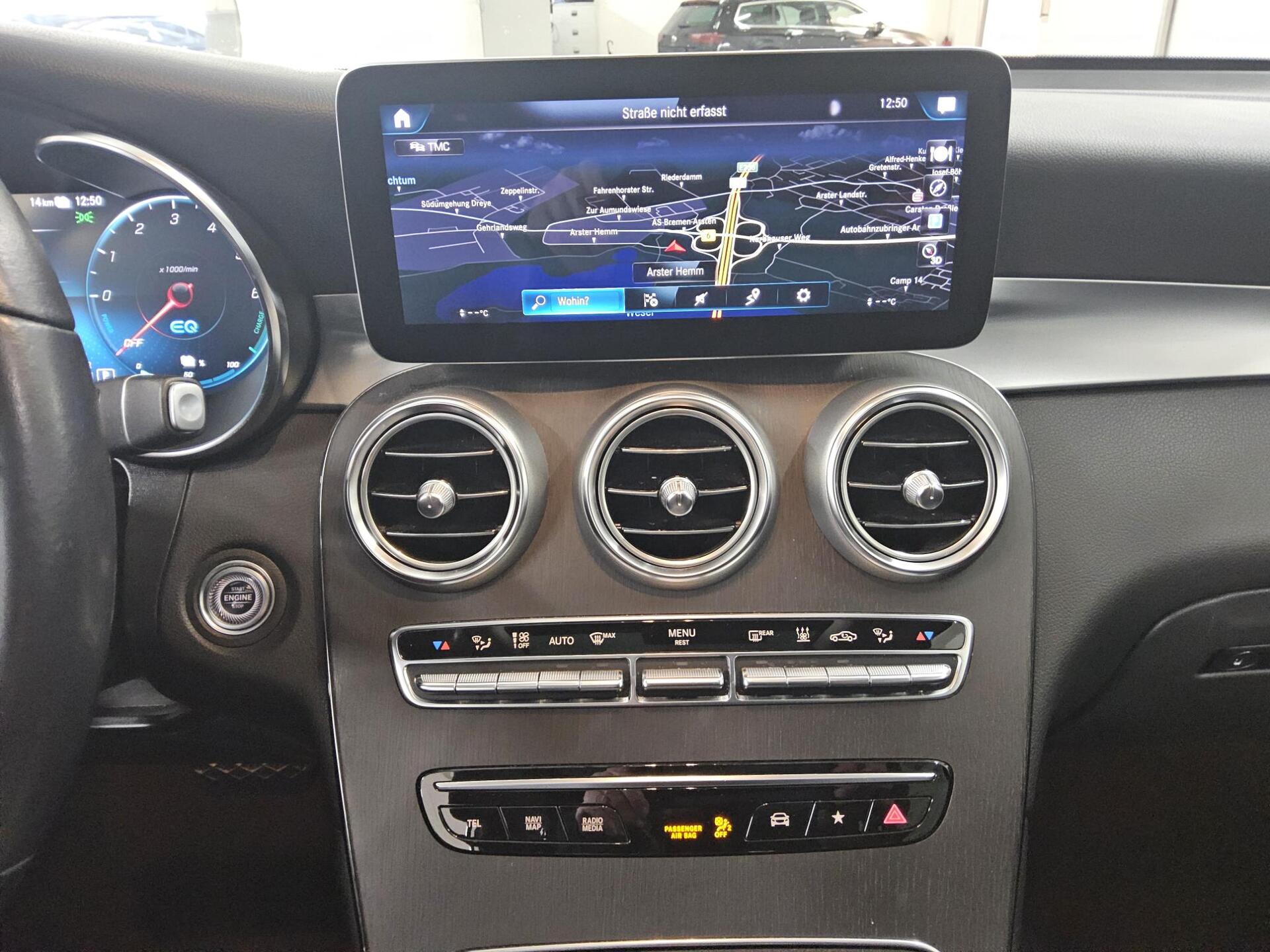 Mercedes-Benz GLC 300 de 4M Leder Navi LED Widescreen Pano HuD 7