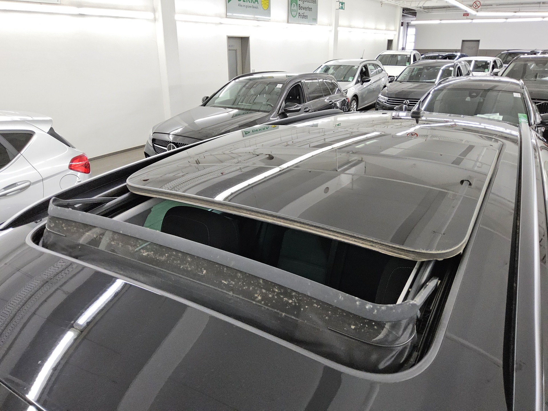 Volkswagen Passat Var. 2.0 TDI Business Navi LED DC Pano 12