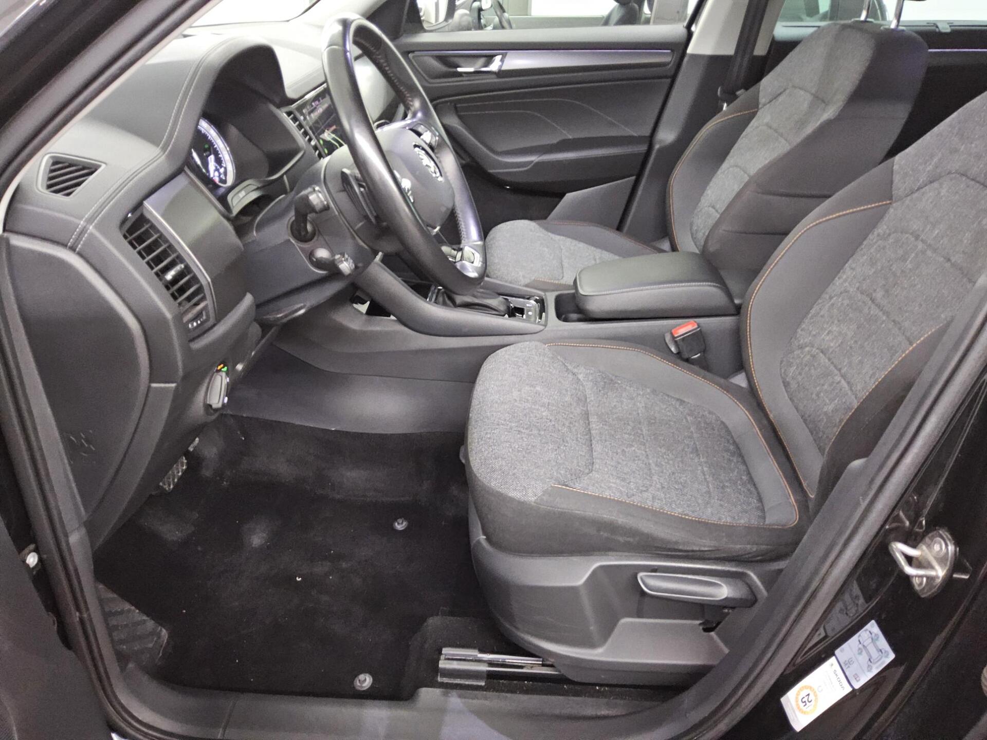 Skoda Kodiaq 2.0 TDI Clever Navi LED RfK AHK ACC Shz 8