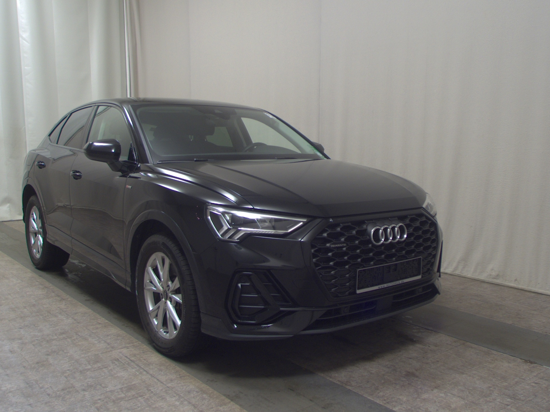 Audi Q3 Sportback 40 TDI S-Line Navi vc LED Sonos RFK 3