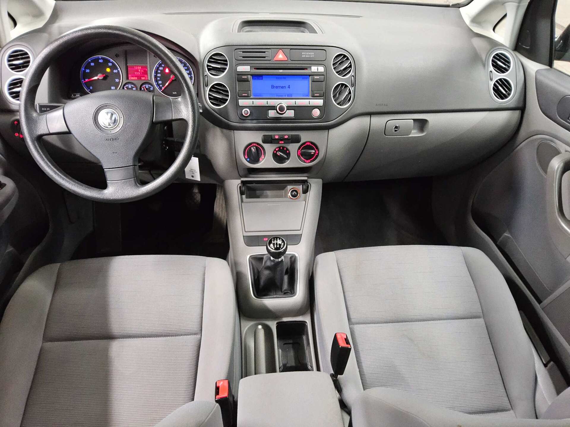 Volkswagen Golf Plus 1.6 TDI Trendline AHK Navi Klima 5