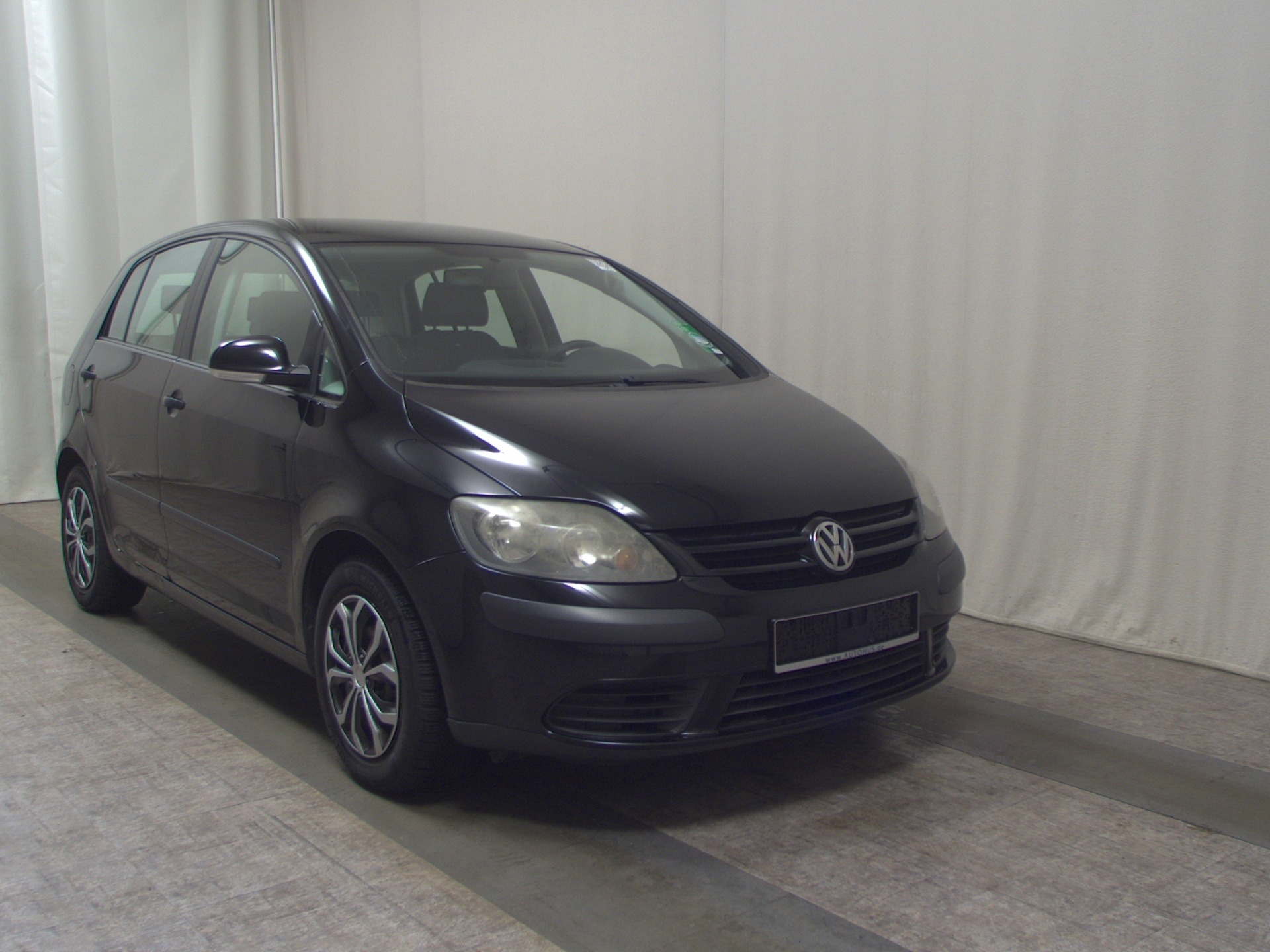 Volkswagen Golf Plus 1.6 TDI Trendline AHK Navi Klima 3