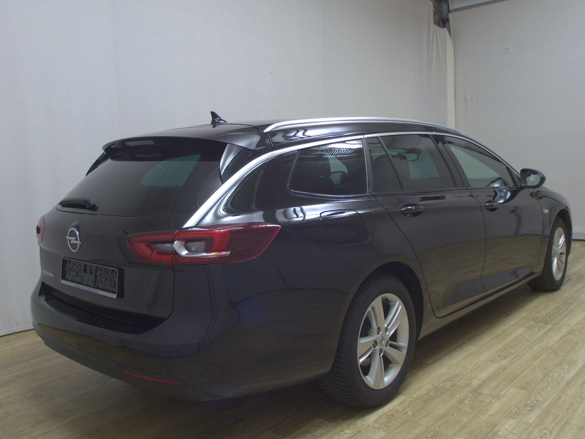 Opel Insignia ST 1.5 D Business Ed. Navi LED RfK AHK 4