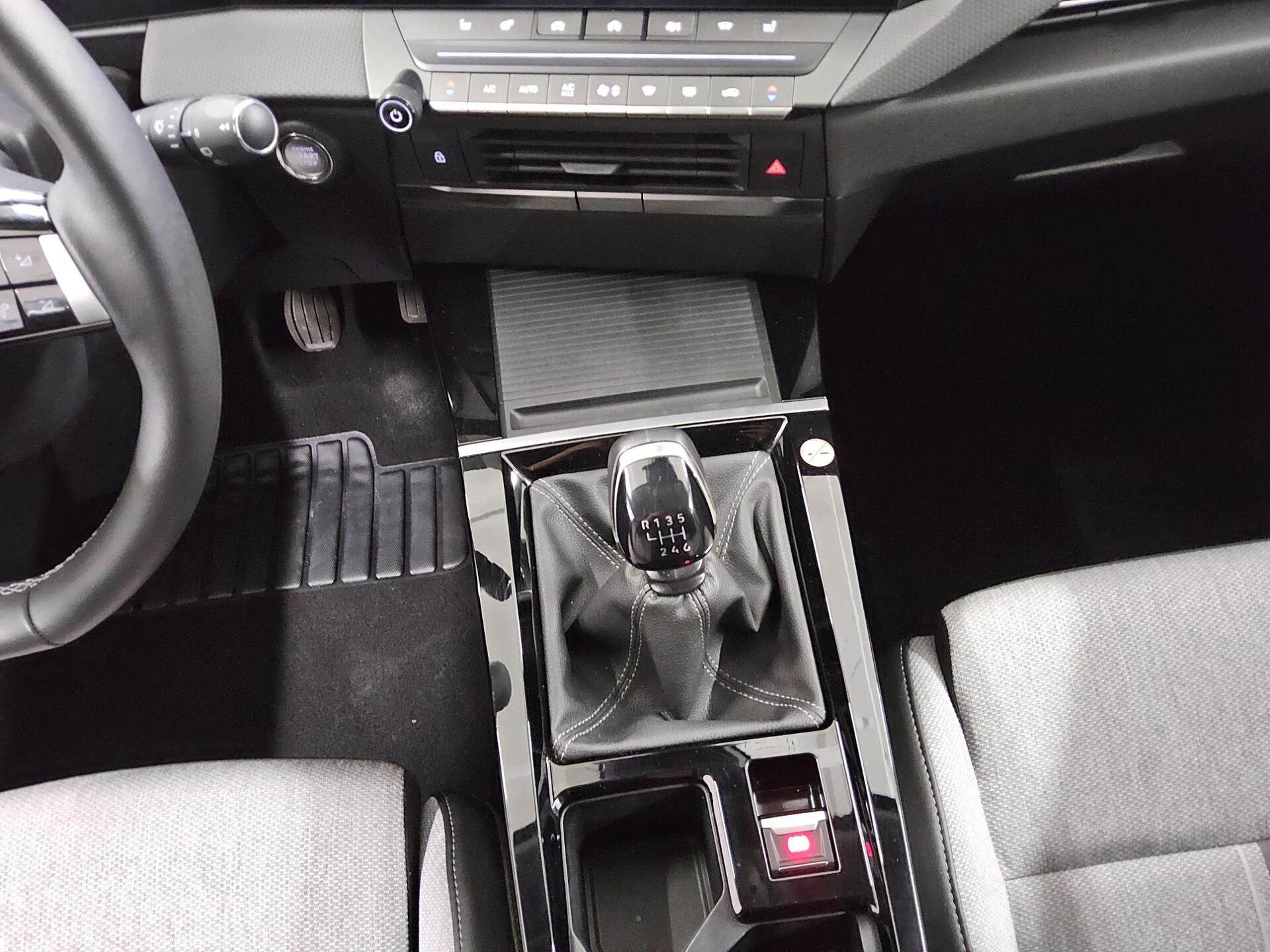 Opel Astra ST 1.5 D Elegance T-Leder Navi LED RfK Shz 6