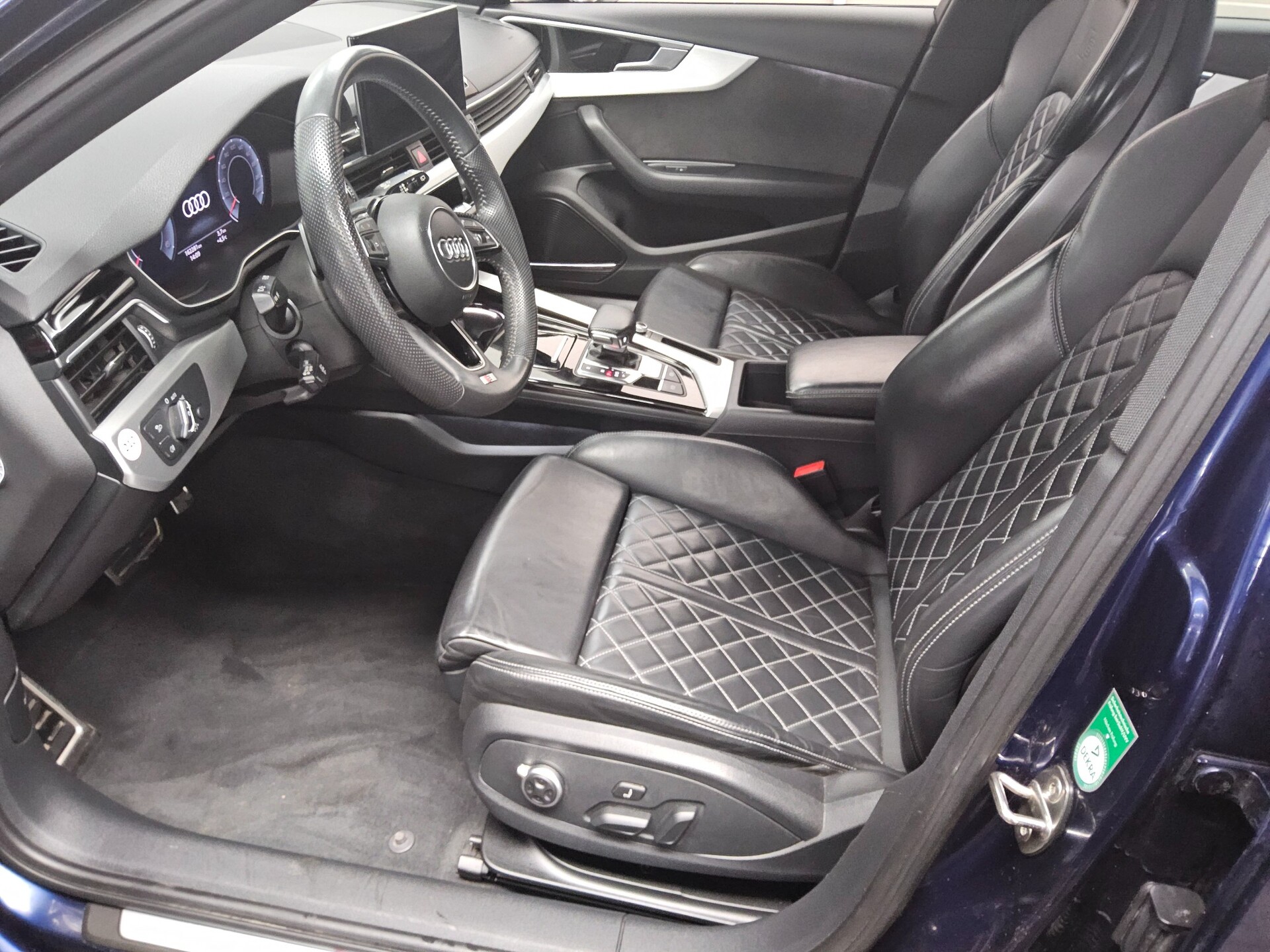 Audi A4 Avant 35 TDI S-Line S-Sportsitze Navi vc B&O 9