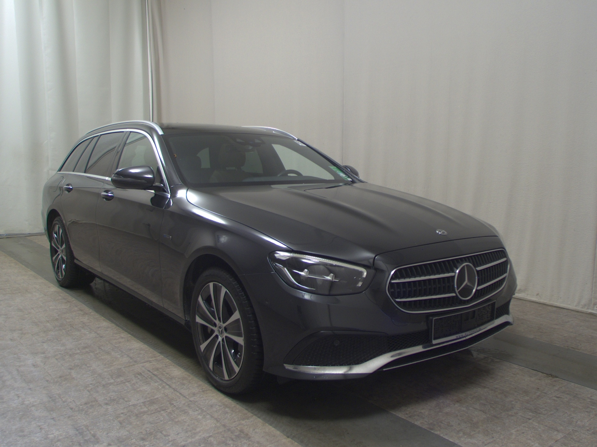 Mercedes-Benz E 300 T de Avantgarde Navi LED Widescrn Pano HuD 3