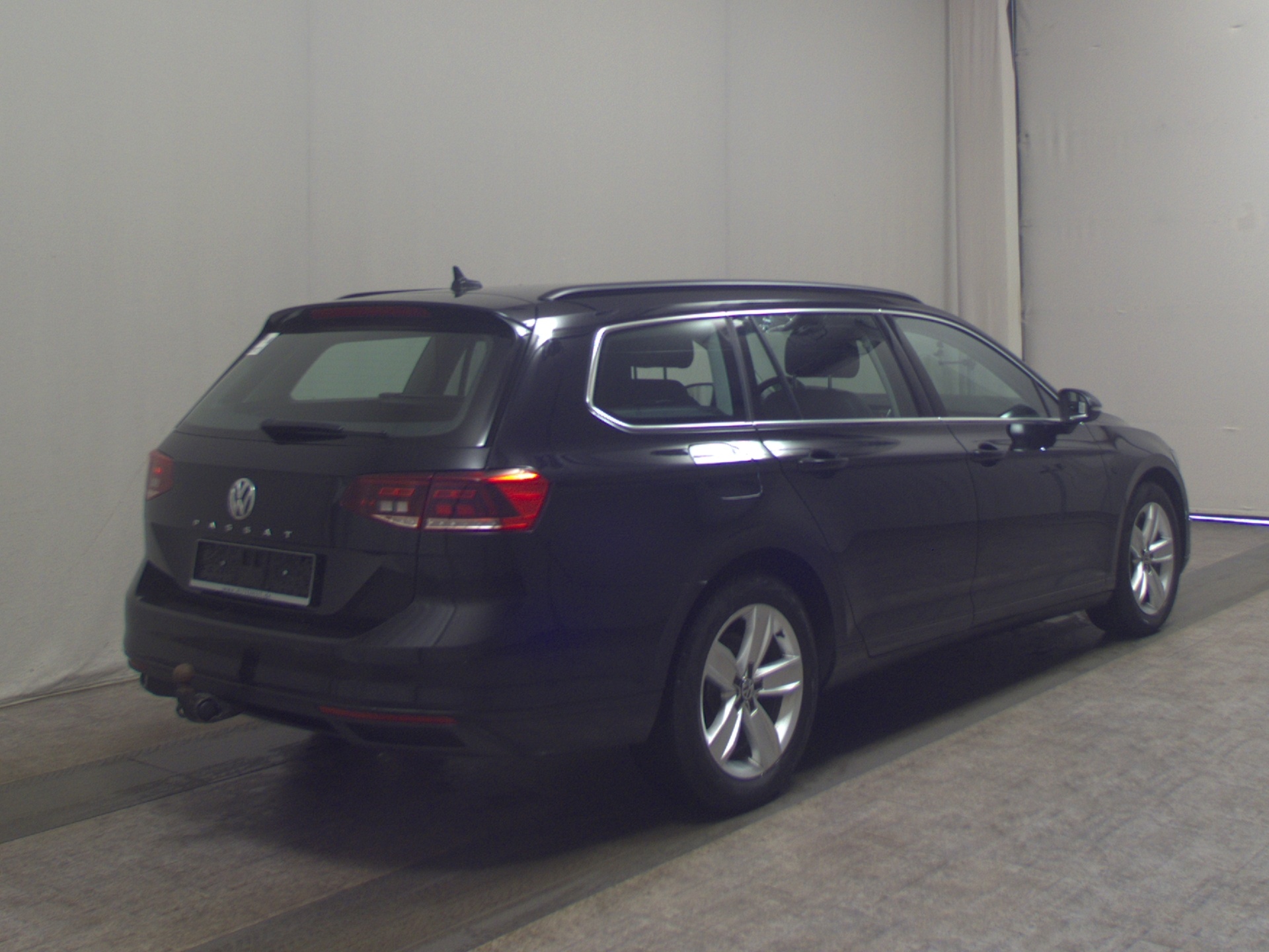Volkswagen Passat Var. 2.0 TDI Business Leder Navi LED RFK 4