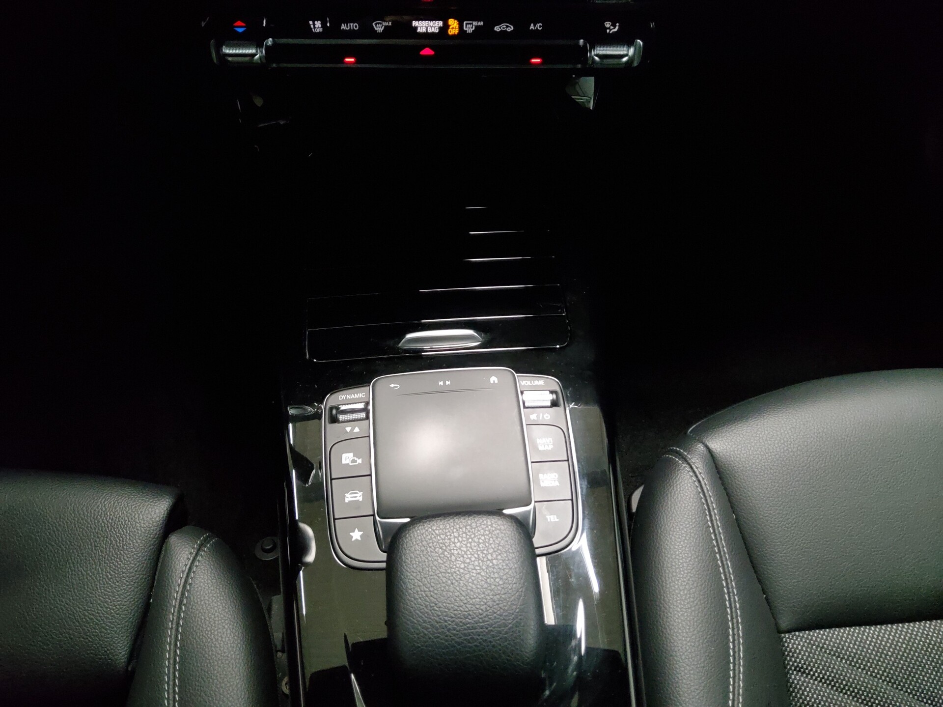 Mercedes-Benz CLA 220 SB d Progressive T-Leder Navi LED AHK 6