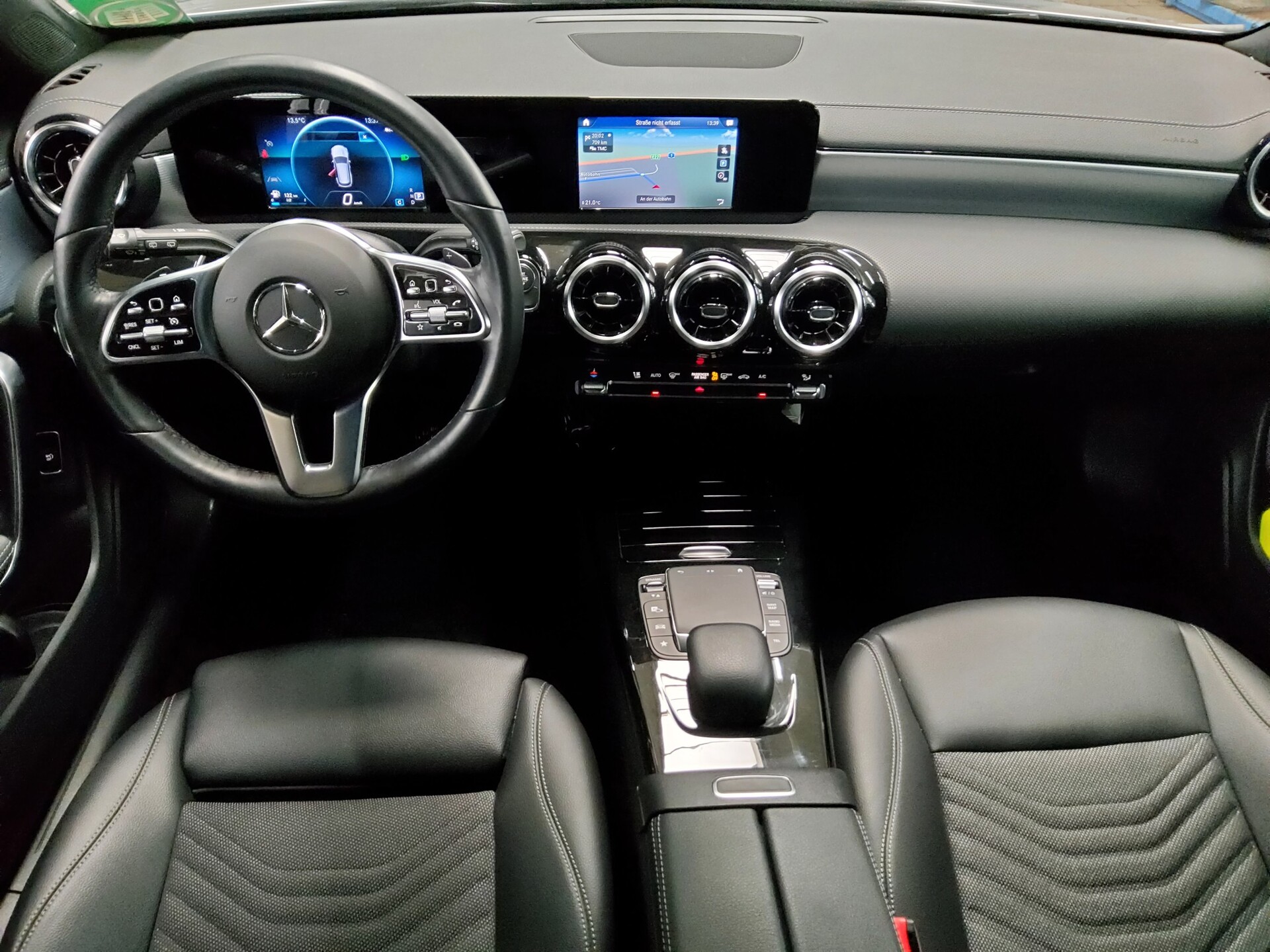 Mercedes-Benz CLA 220 SB d Progressive T-Leder Navi LED AHK 5