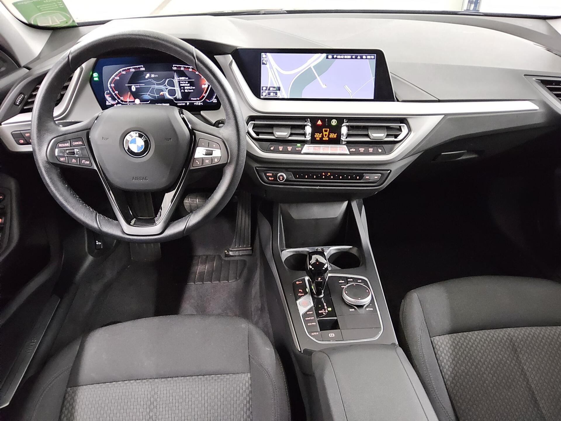 BMW 118dA Advantage Navi LED LC-Pro ACC Shz 5