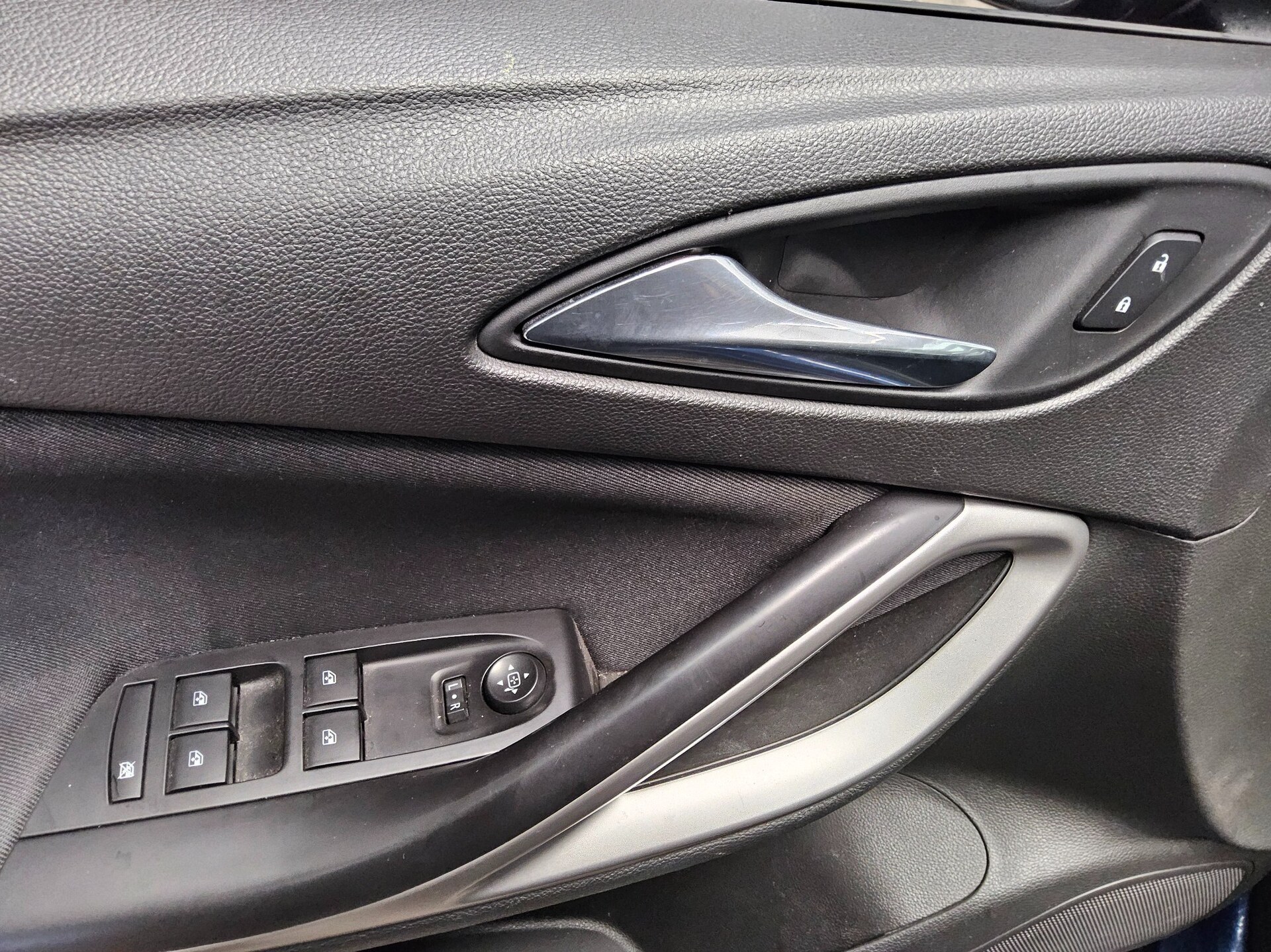 Opel Astra ST 1.5 D Business Elegance Navi LED PDC 9