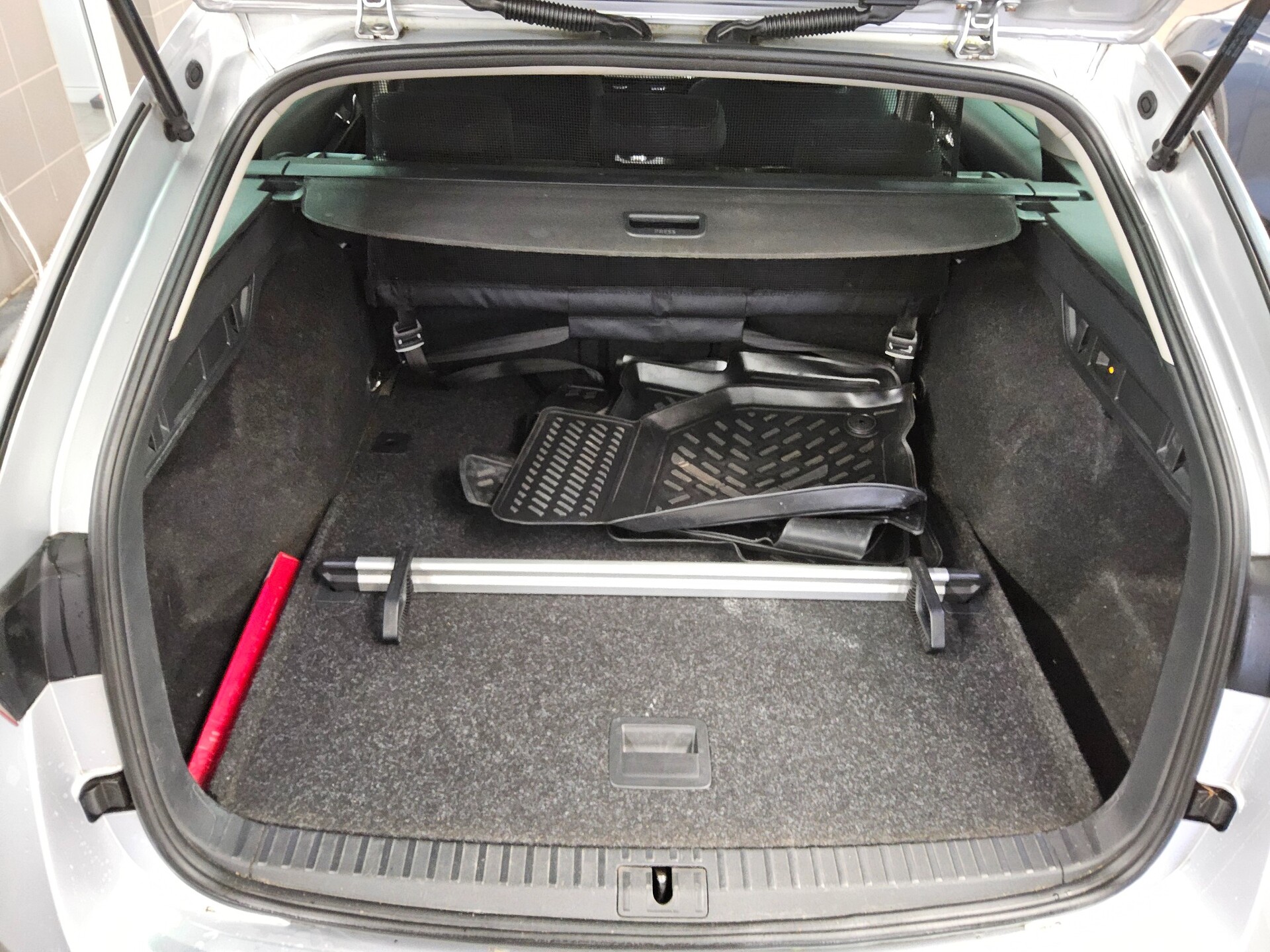 Skoda Octavia Kombi 2.0 TDI Ambition Navi LED vc AHK 12