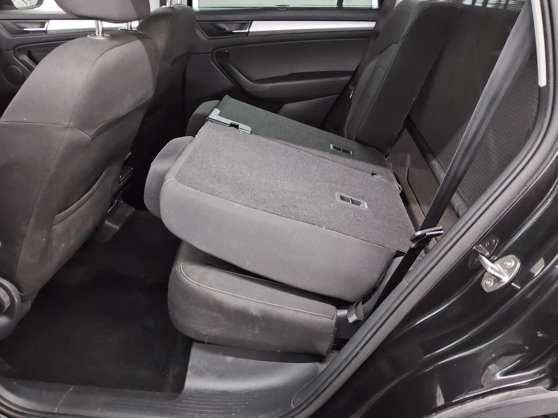 Skoda Kodiaq 2.0 TDI Tour Navi LED vc RfK ACC 4xShz 13