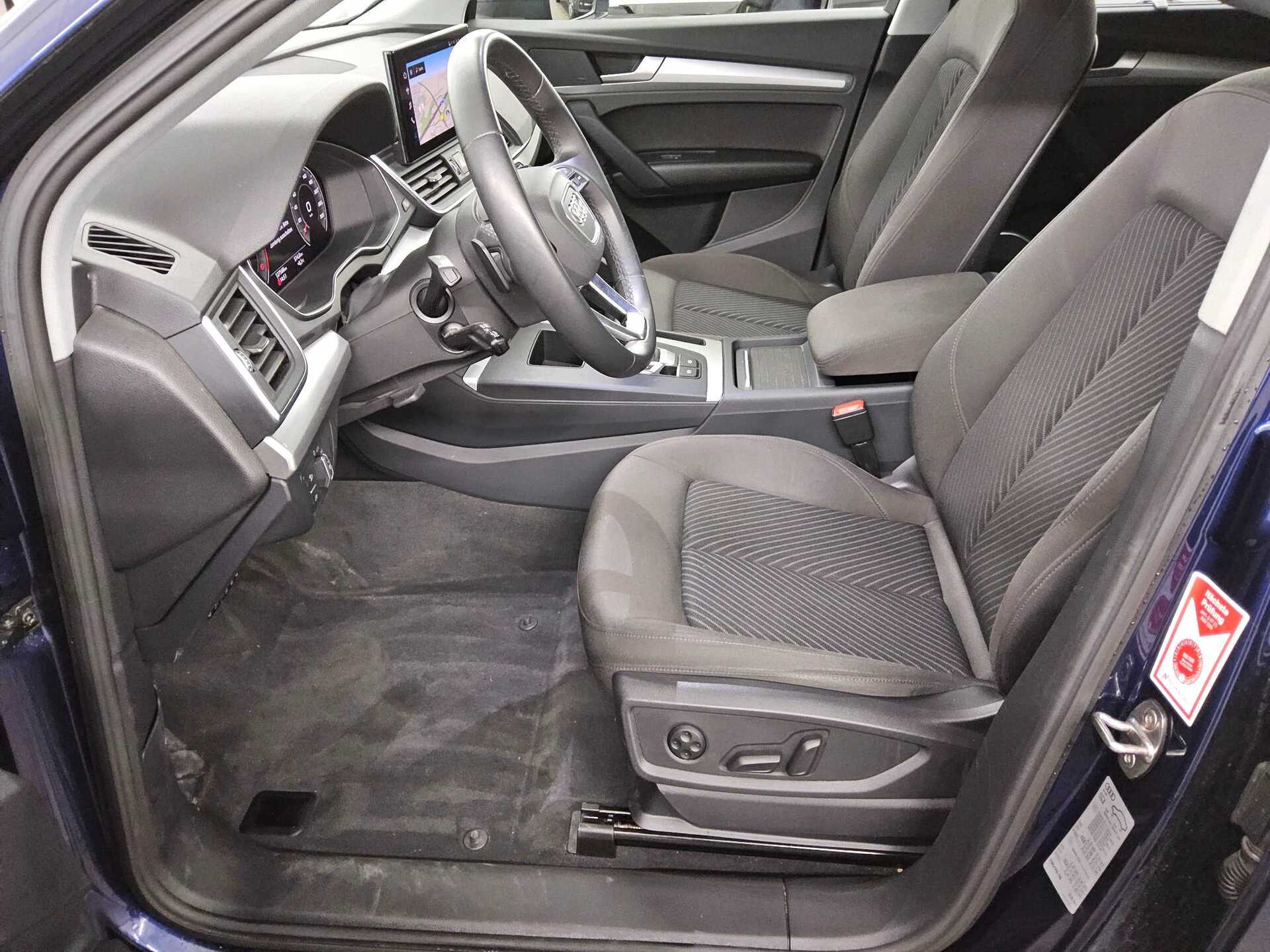 Audi Q5 35 TDI Navi LED virtual+ RfK PDC Shz 9