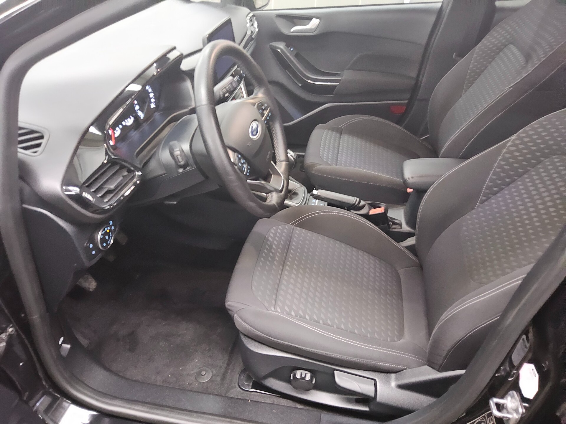 Ford Fiesta 1.0 EB Titanium X Navi LED RfK ACC Shz 8