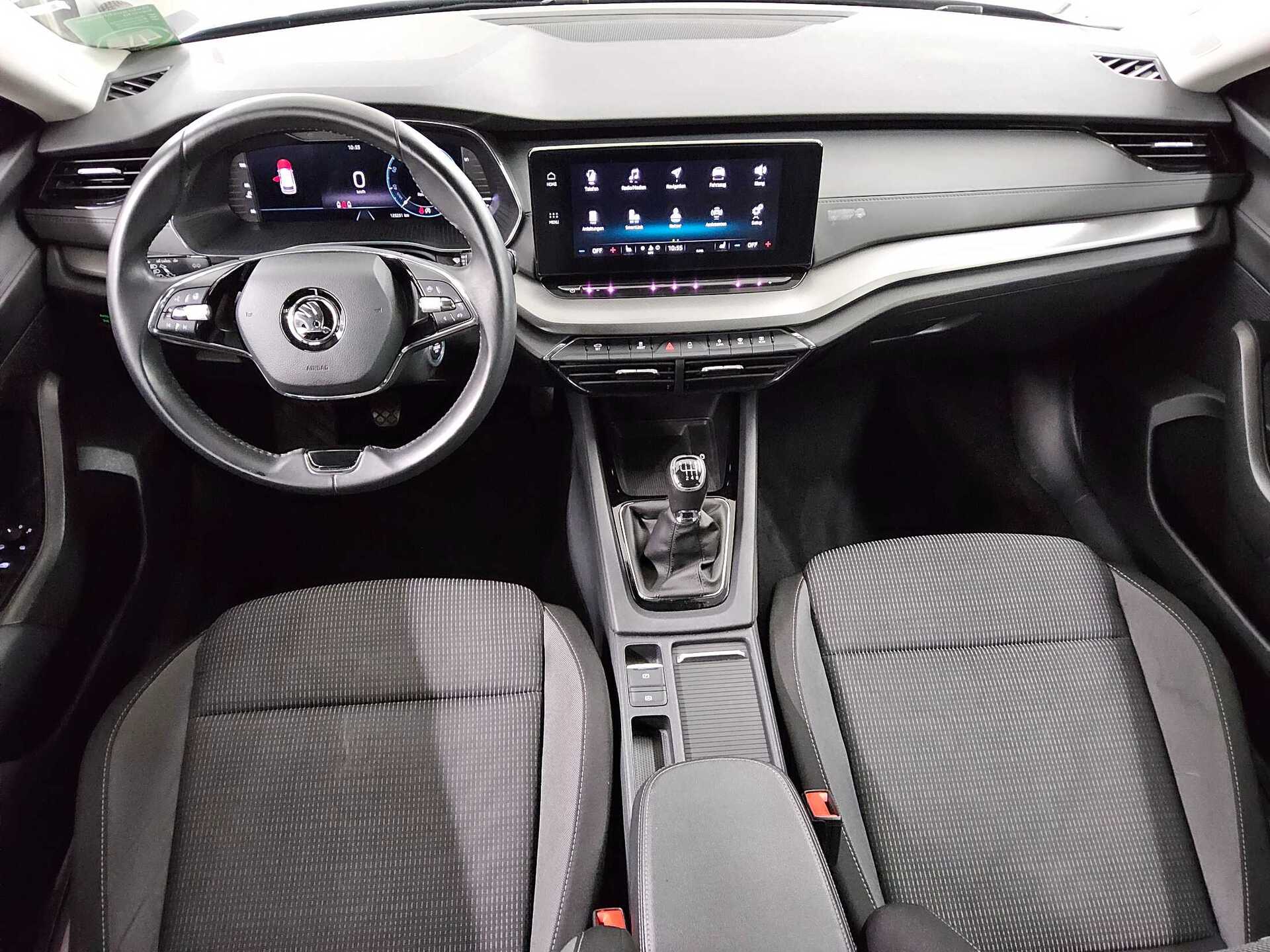 Skoda Octavia Kombi 2.0 TDI Ambition Navi LED vc 4xShz 5