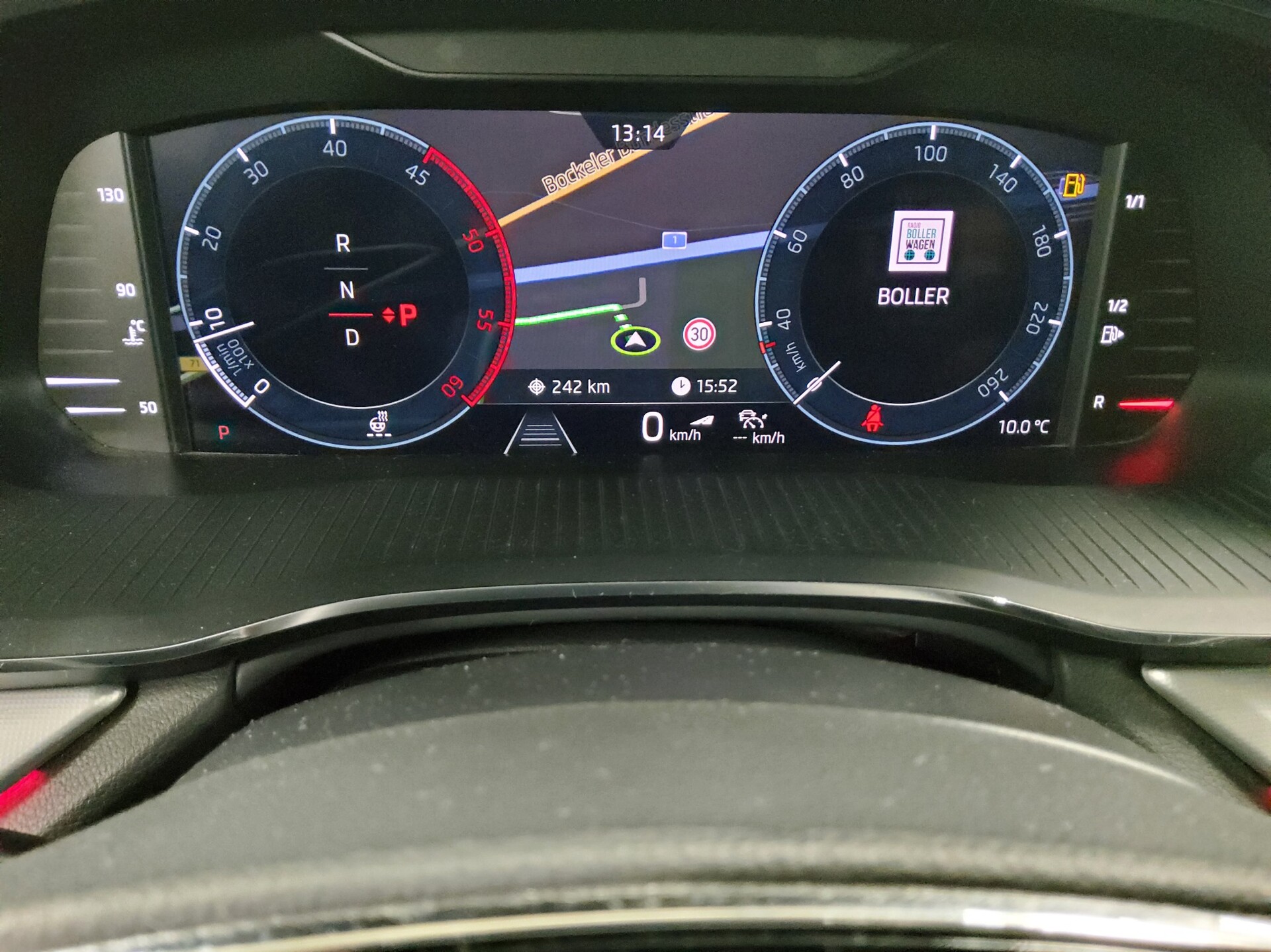 Skoda Octavia Kombi 2.0 TDI Style Navi LED Virtual HuD 8