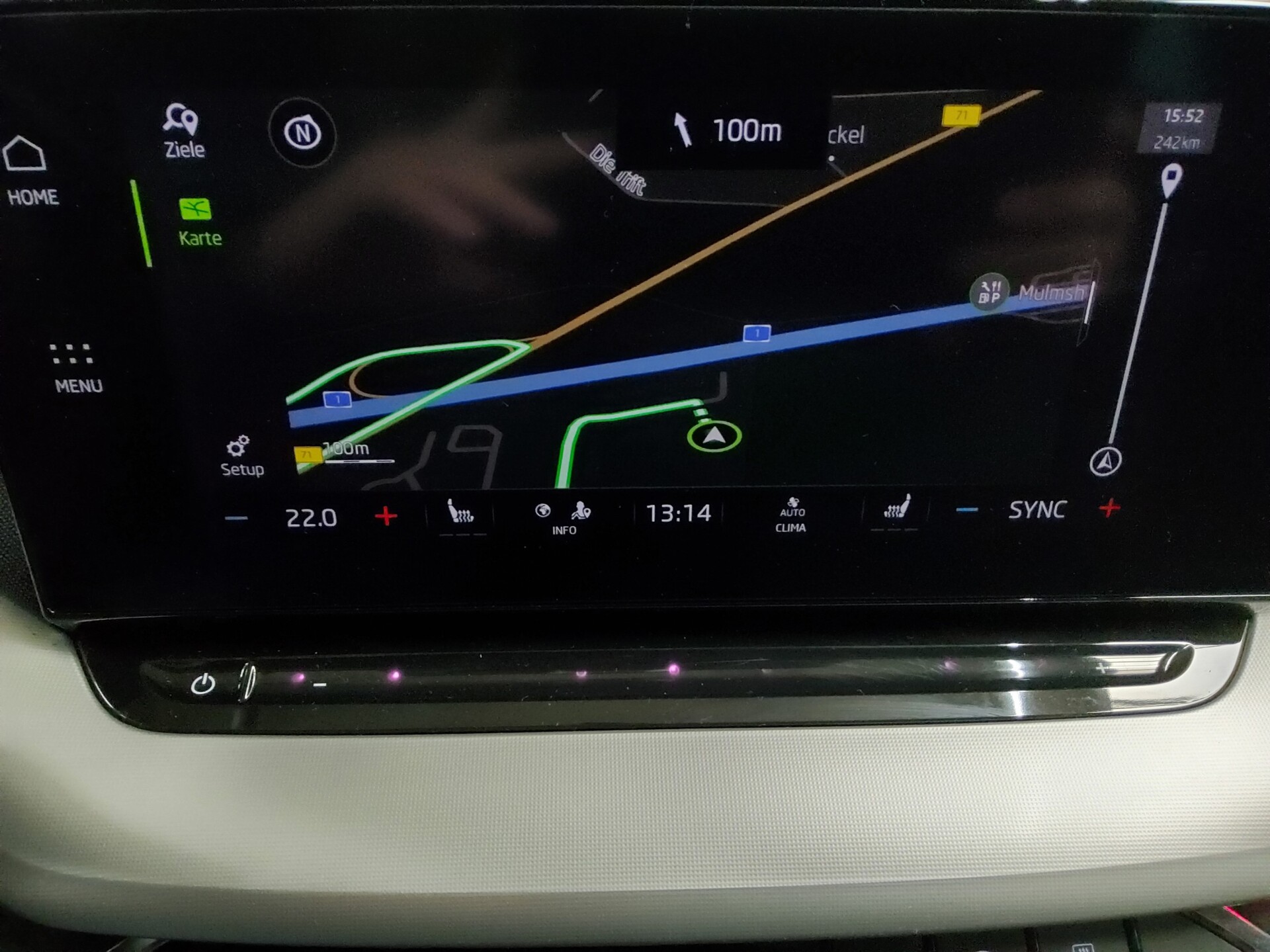 Skoda Octavia Kombi 2.0 TDI Style Navi LED Virtual HuD 7