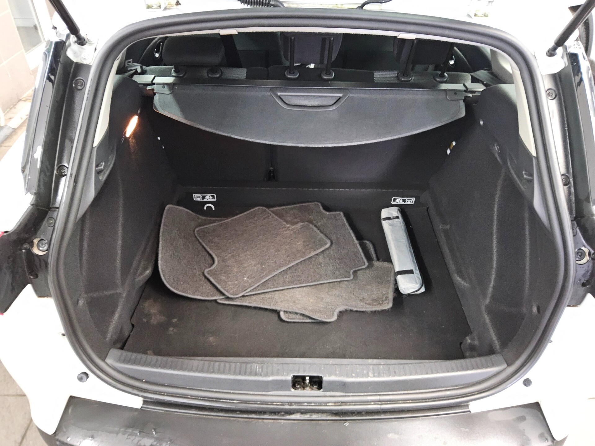 Renault Clio 0.9 TCe Navi Shz PDC BT Klima 10