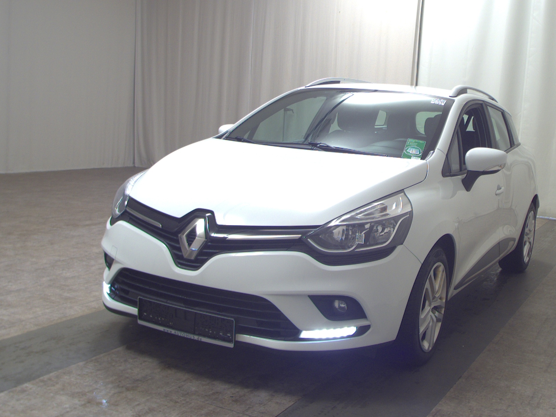 Renault Clio 0.9 TCe Navi Shz PDC BT Klima 2