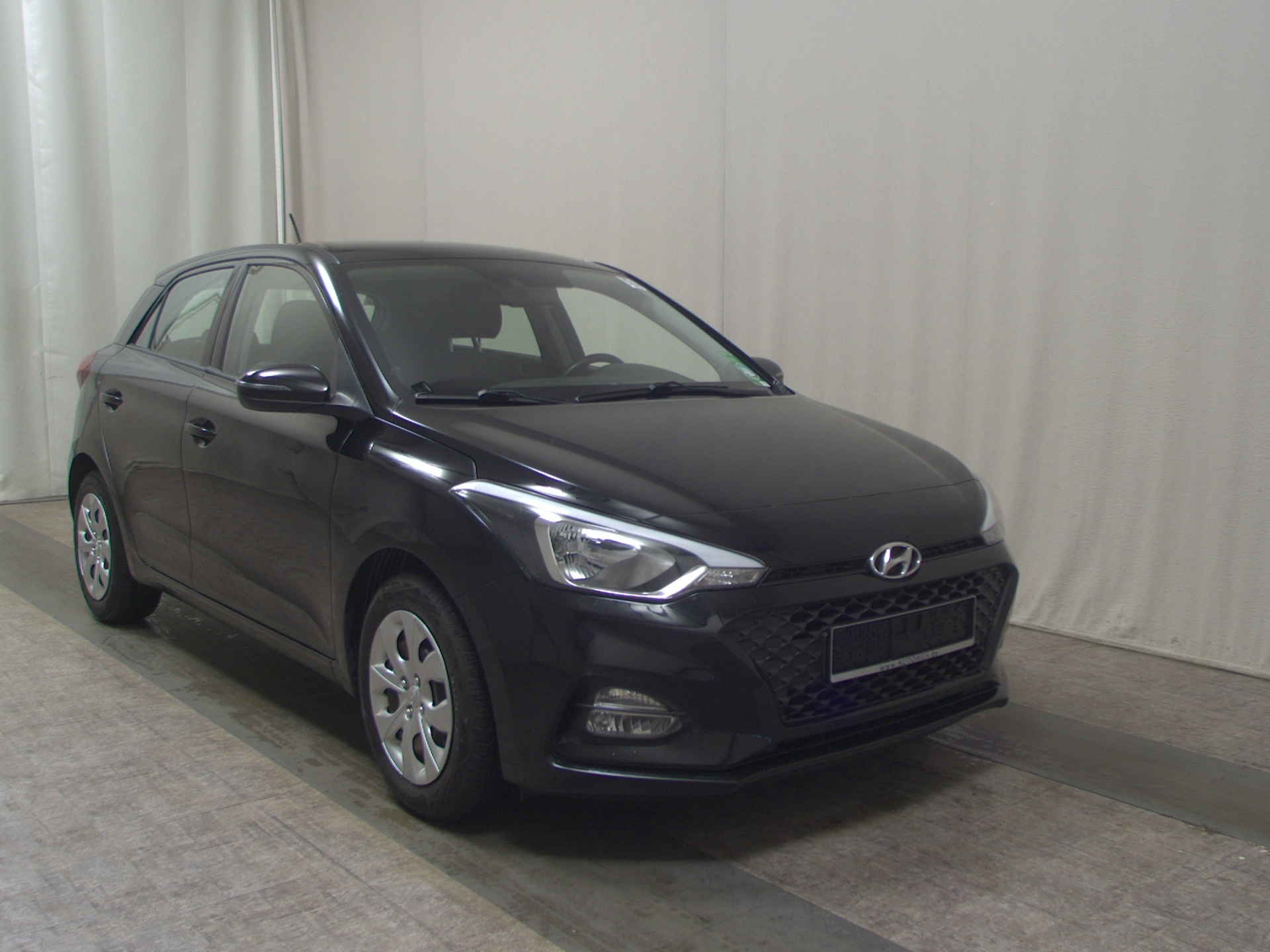 Hyundai i20 1.0 Trend Bluetooth Shz ZV 3