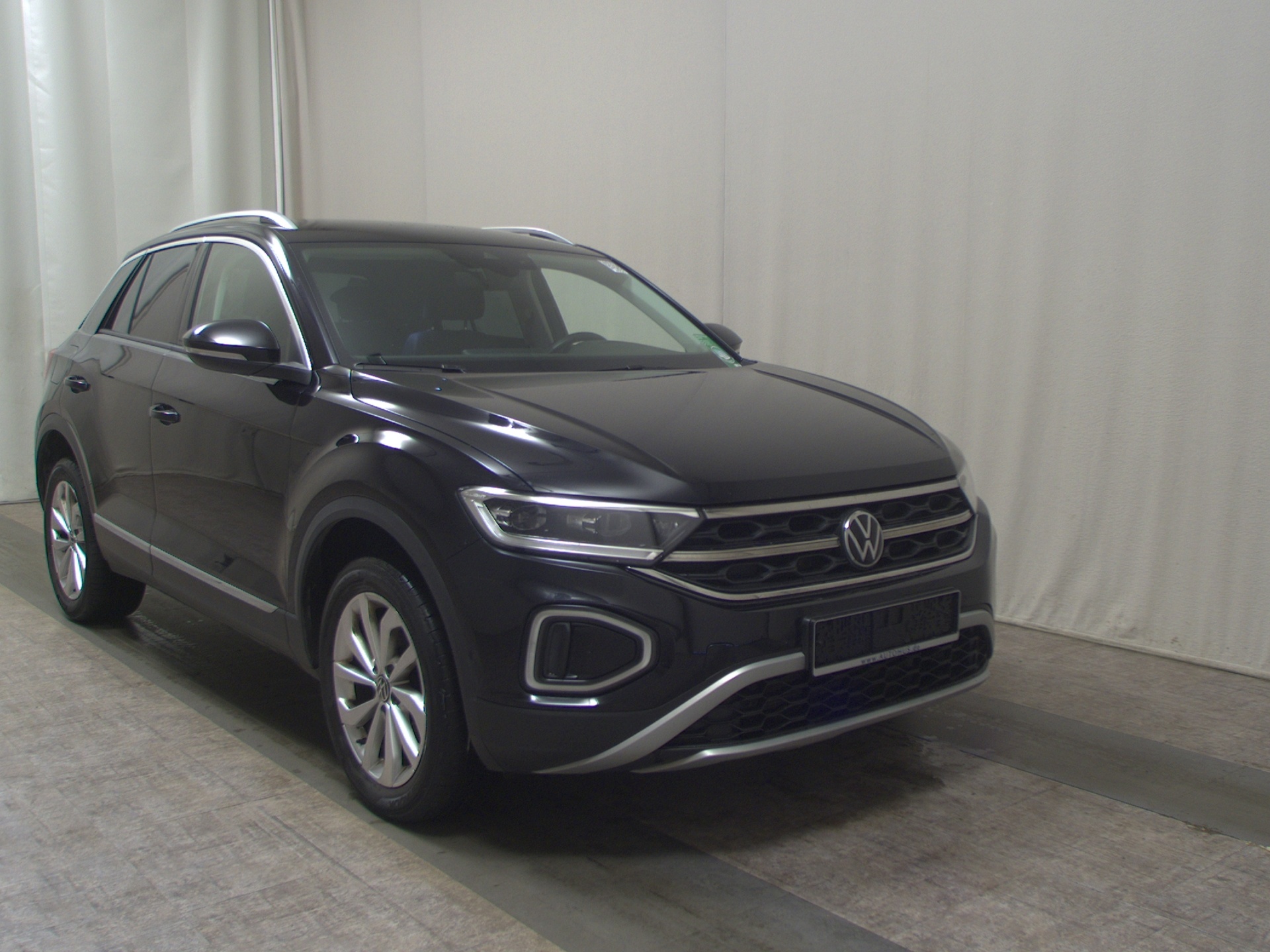 Volkswagen T-Roc 2.0 TDI Style Navi vor. LED AID RfK AHK 3