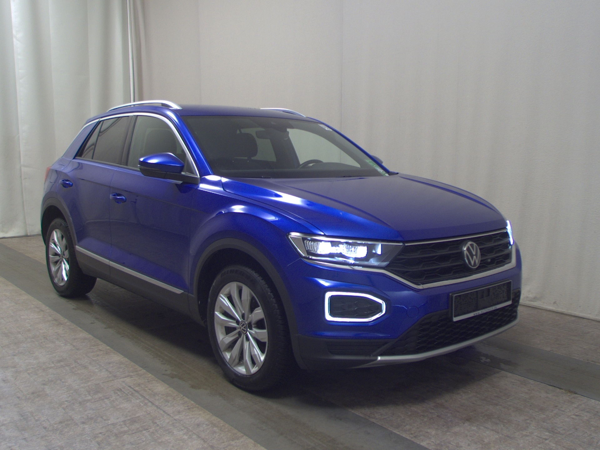 Volkswagen T-Roc 2.0 TDI Sport Navi LED AID RfK ACC StHzg 3