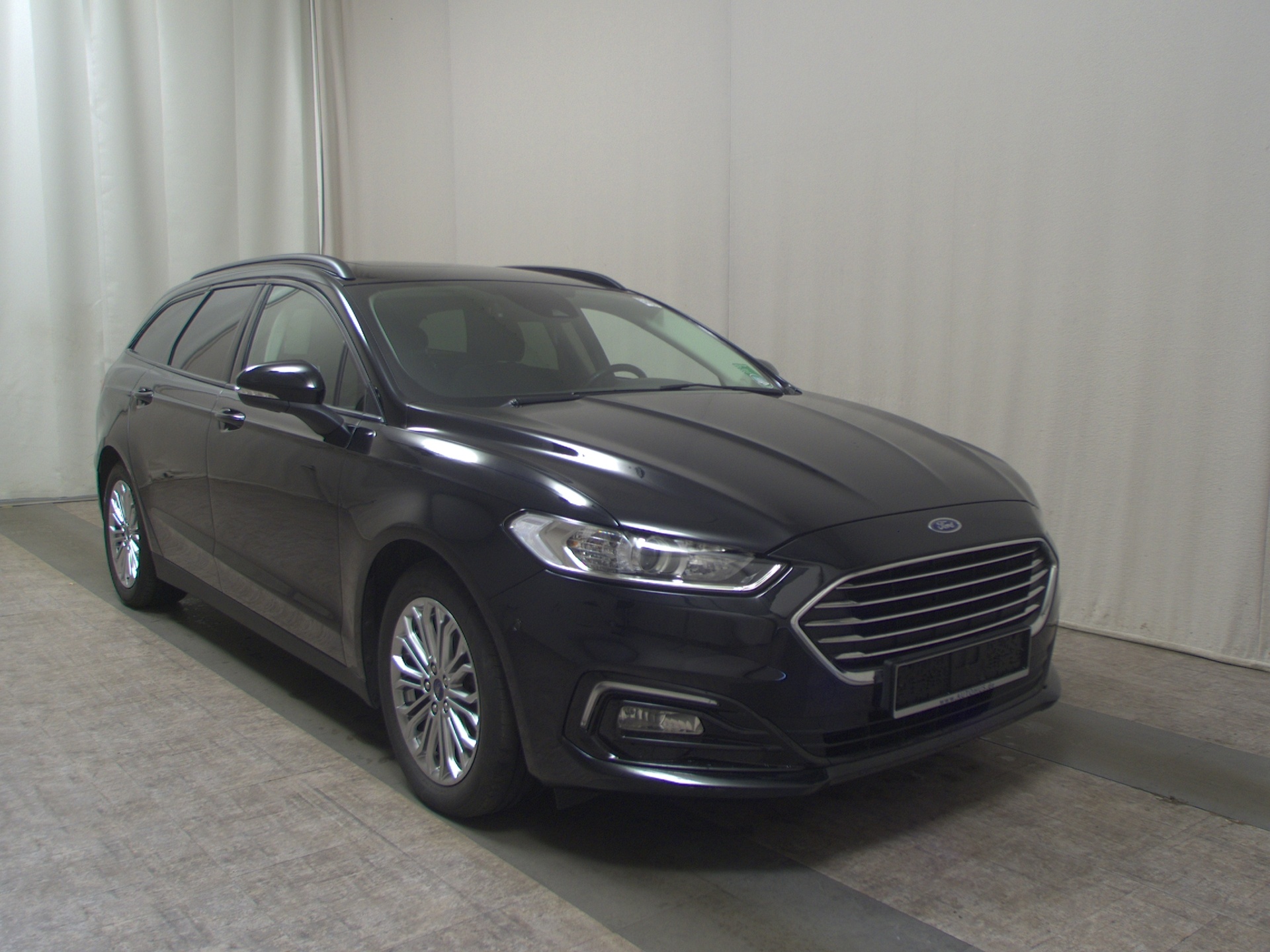 Ford Mondeo Turnier 2.0 EB Trend Navi Pano RfK AHK 3