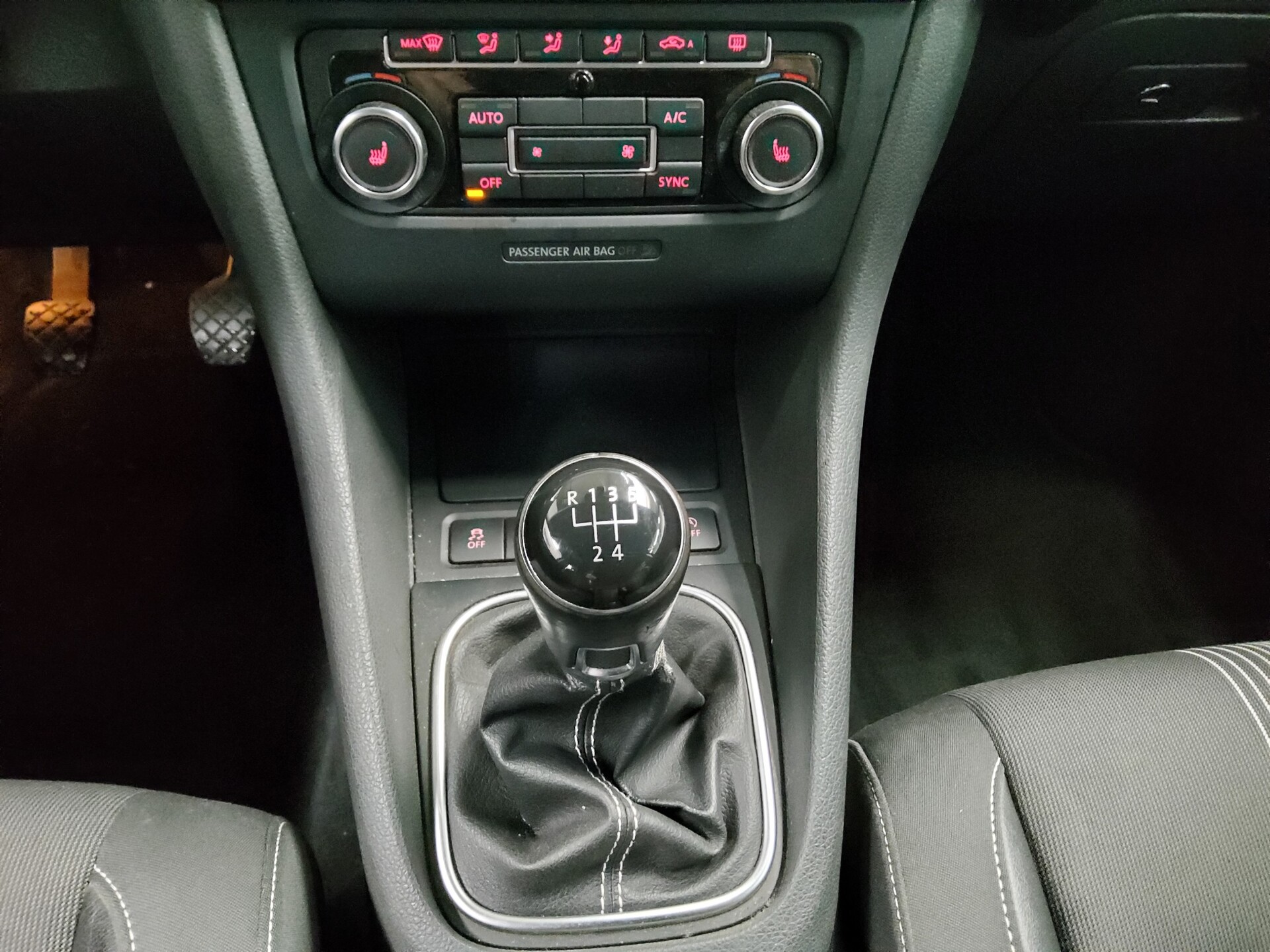 Volkswagen Golf-6 Var. 1.6 TDI Match T-Leder PDC Tempomat 6