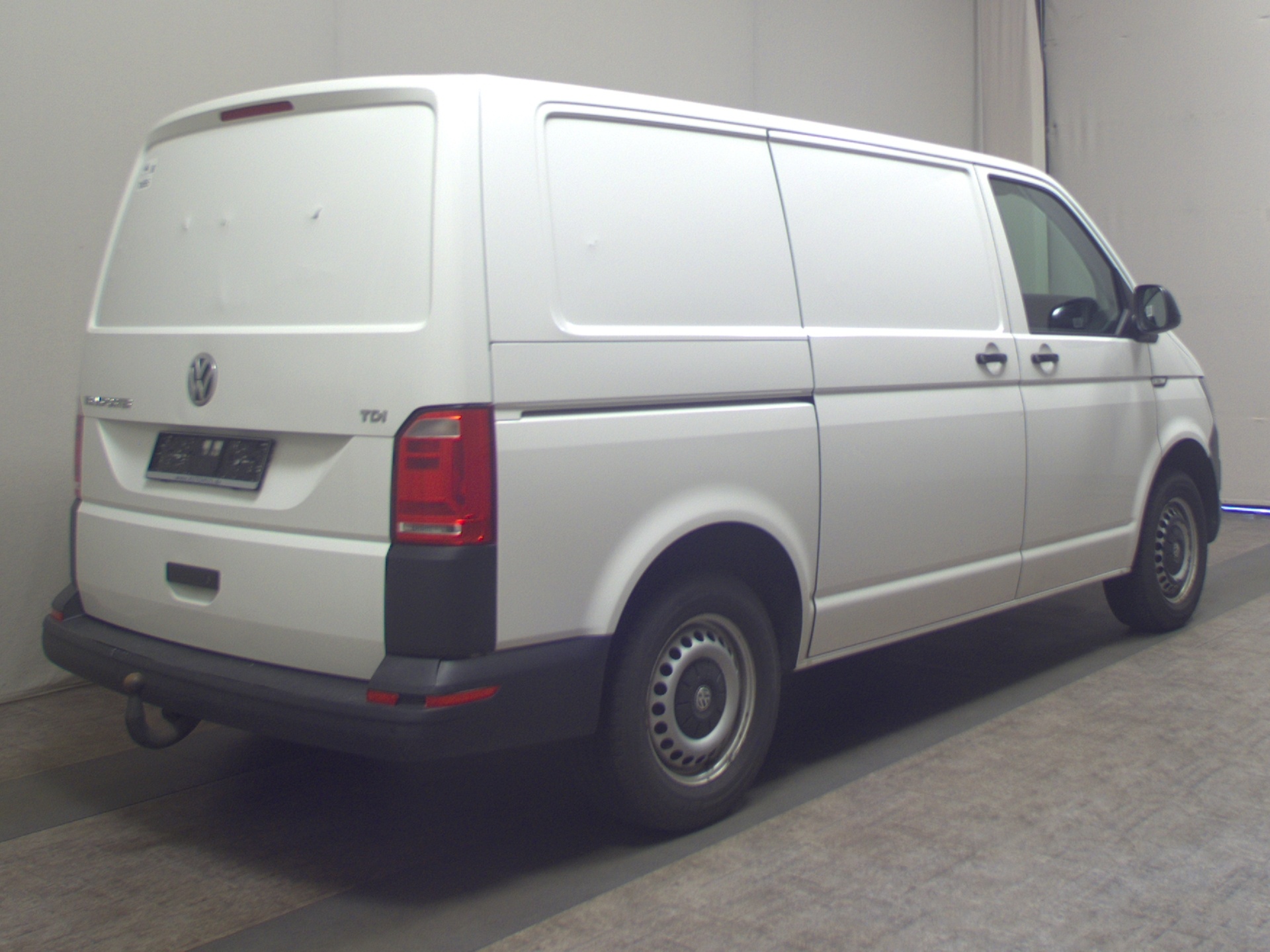 Volkswagen T6 Transporter 2.0 TDI 3-Sitzer Navi AHK PDC 4